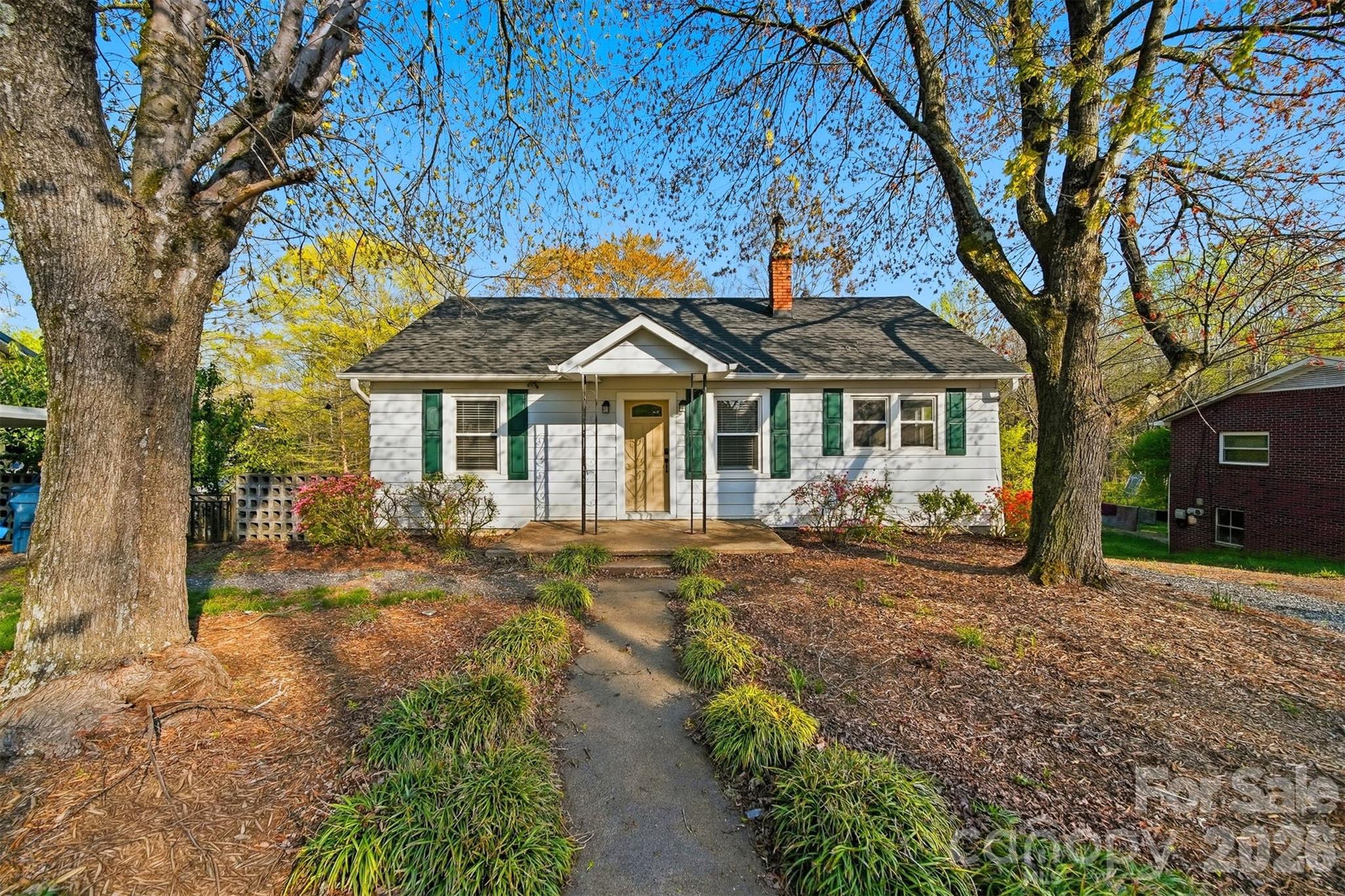 2036 4th Street NE