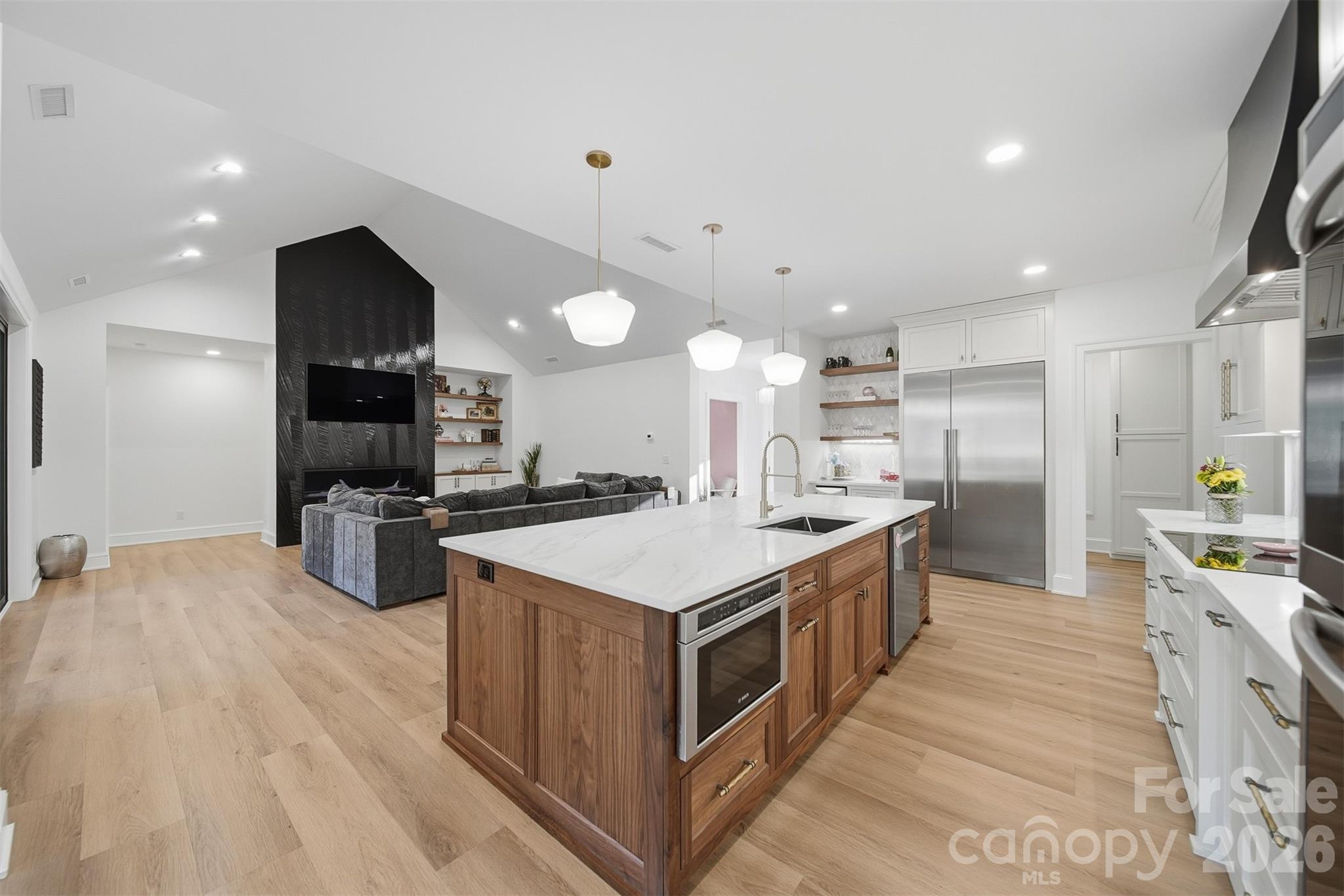 6054 Willowbottom Road