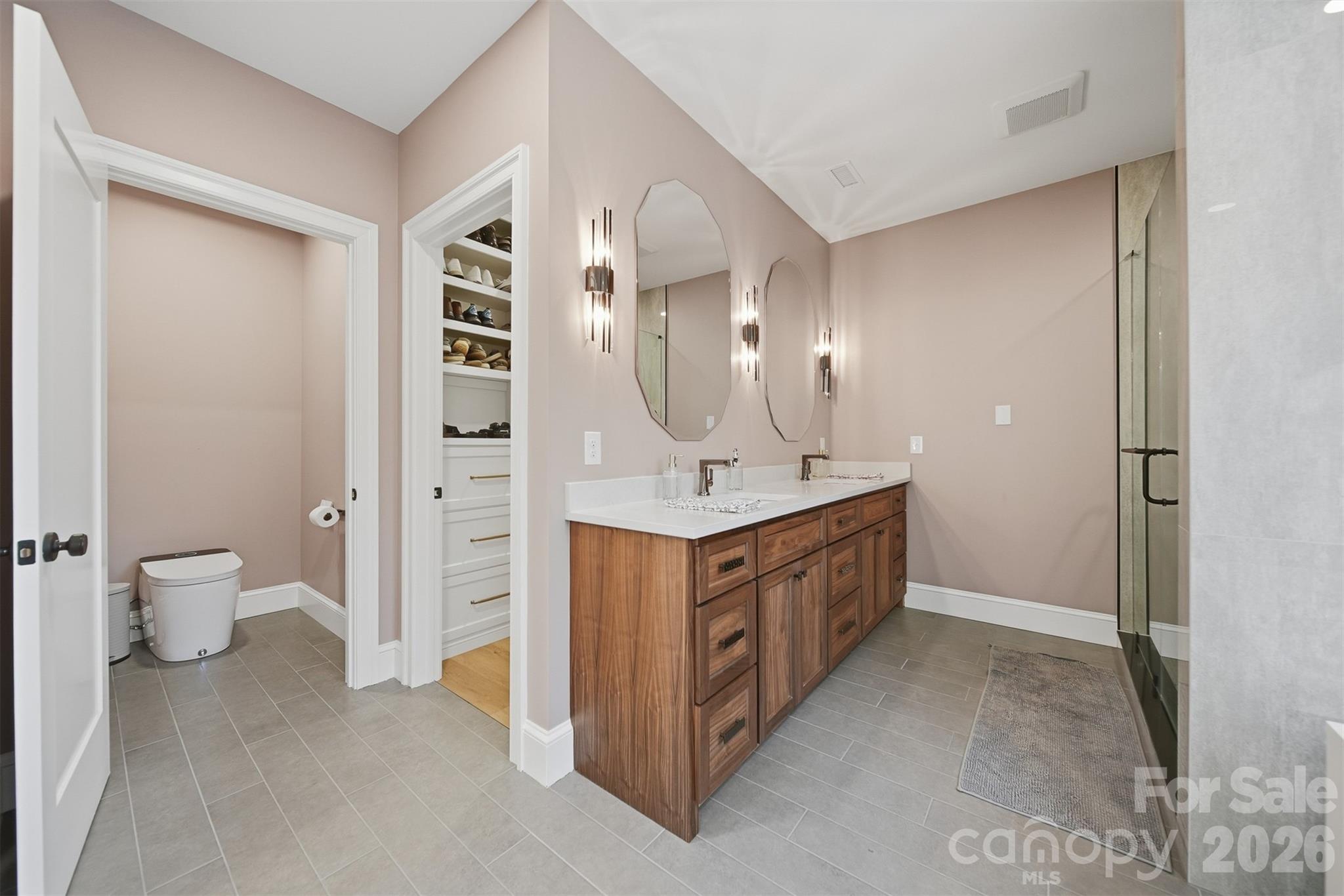 6054 Willowbottom Road