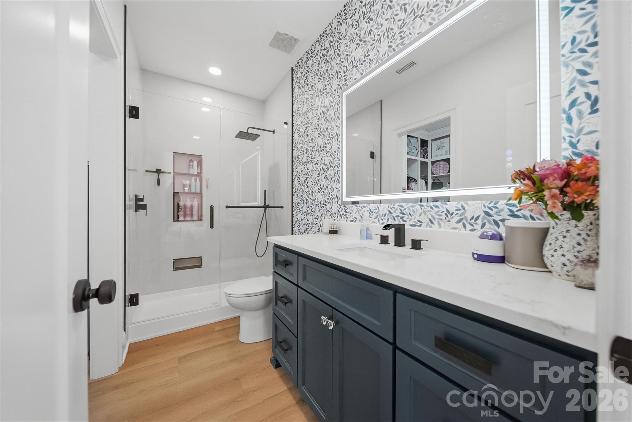 6054 Willowbottom Road