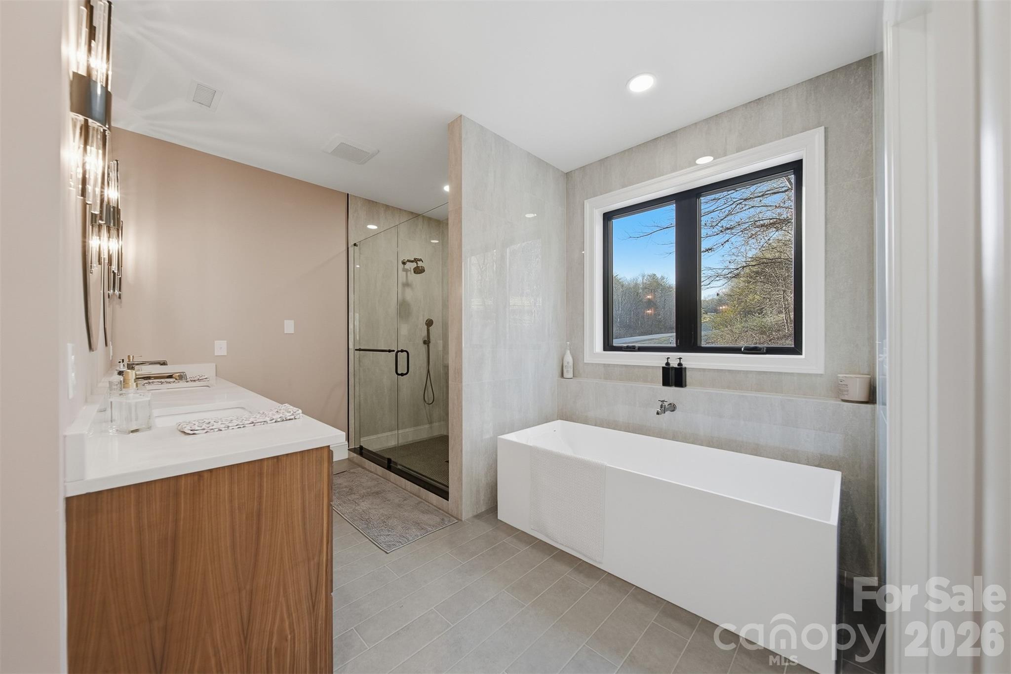 6054 Willowbottom Road