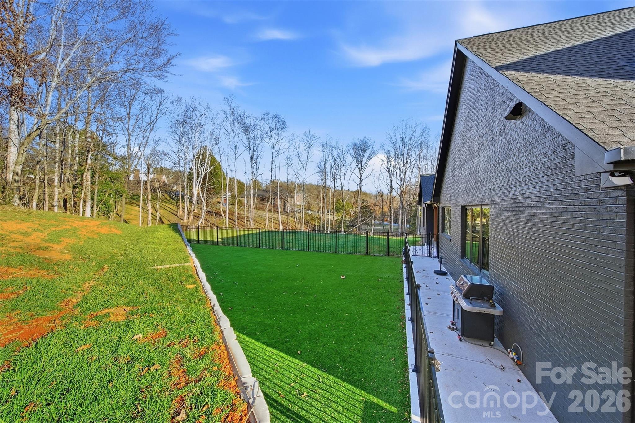 6054 Willowbottom Road