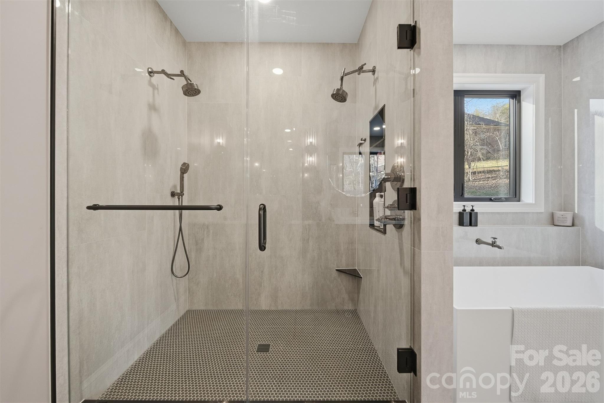 6054 Willowbottom Road