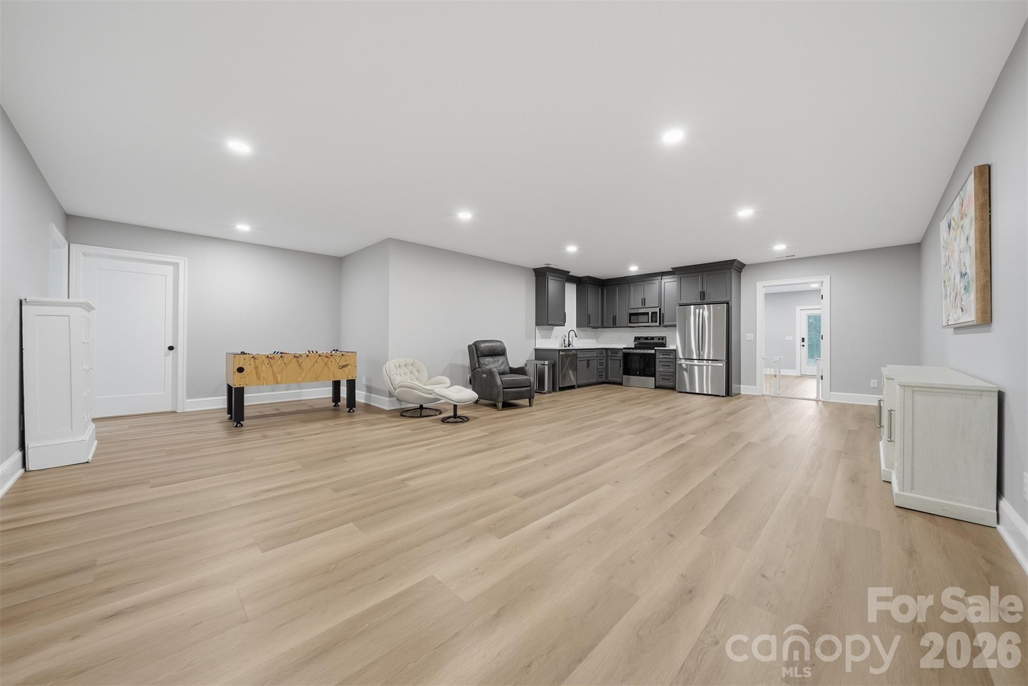 6054 Willowbottom Road