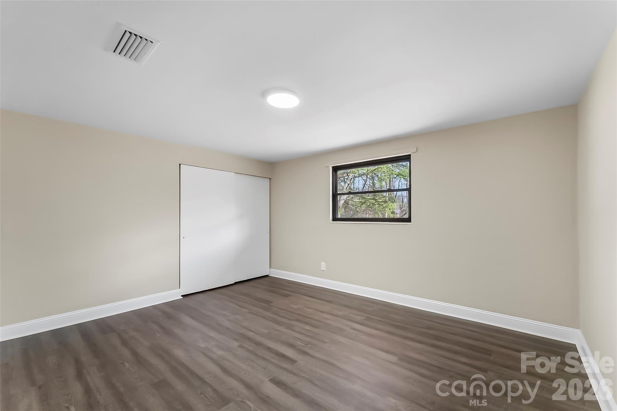 902 & 904 8th Avenue SW