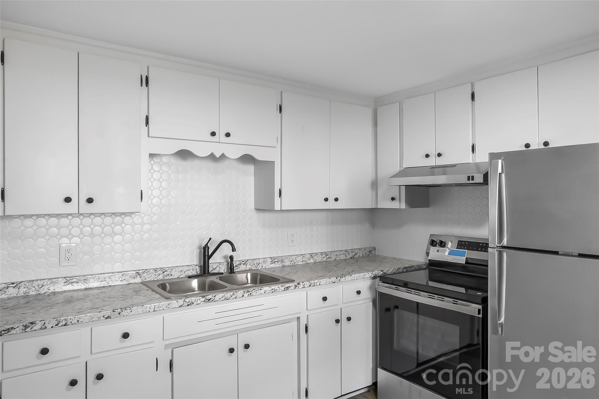 902 & 904 8th Avenue SW