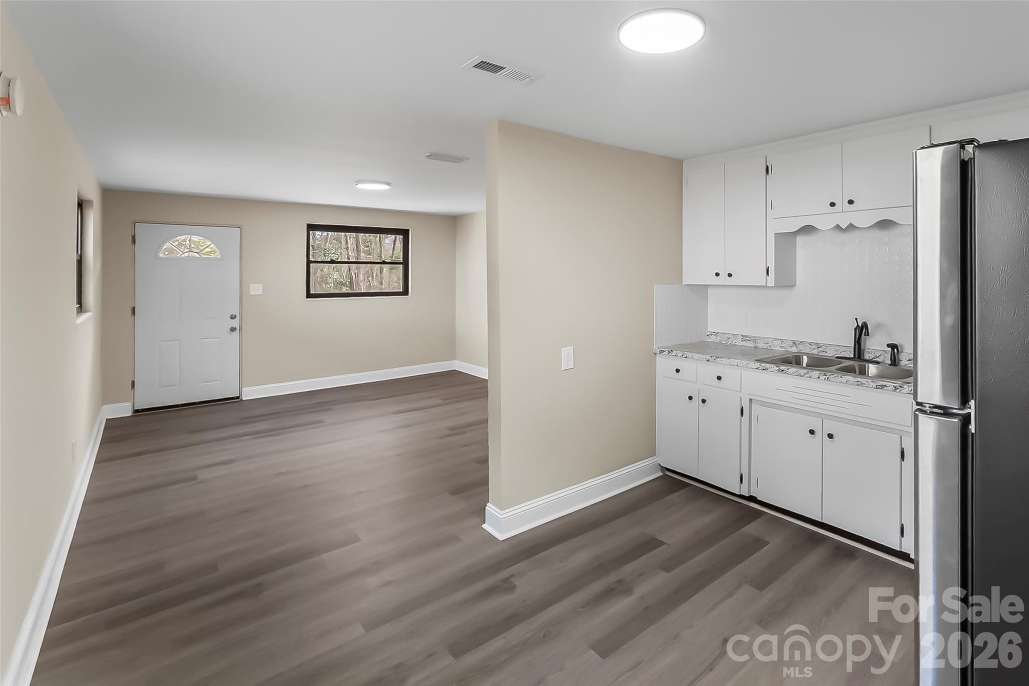 902 & 904 8th Avenue SW