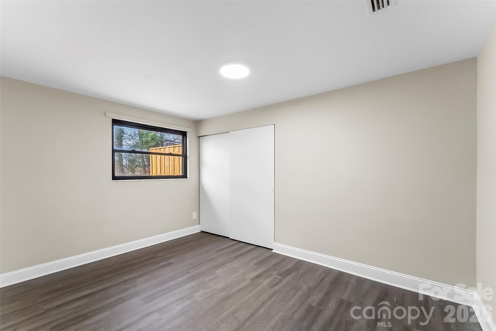 902 & 904 8th Avenue SW