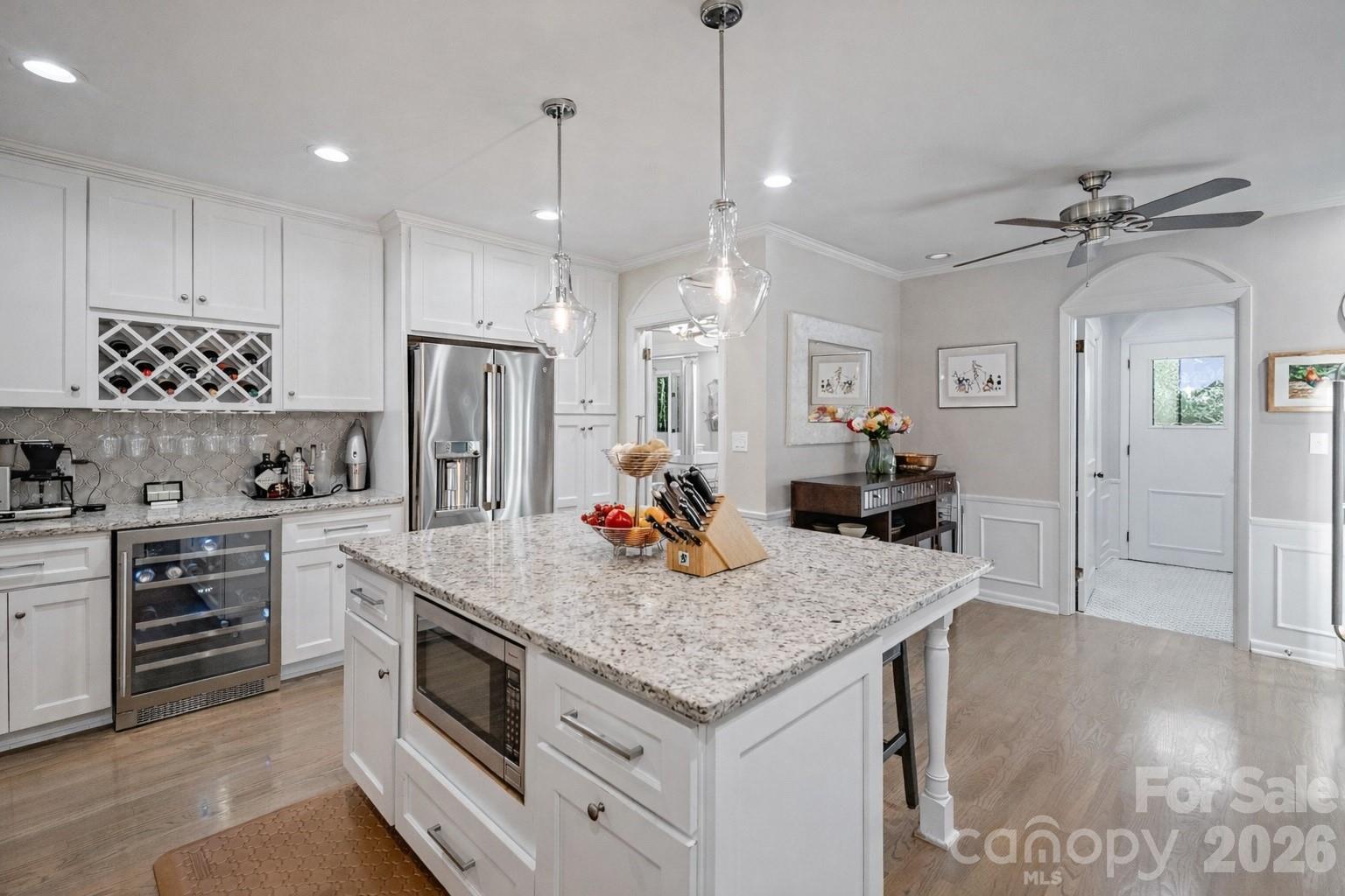 2082 2nd Street Drive NW