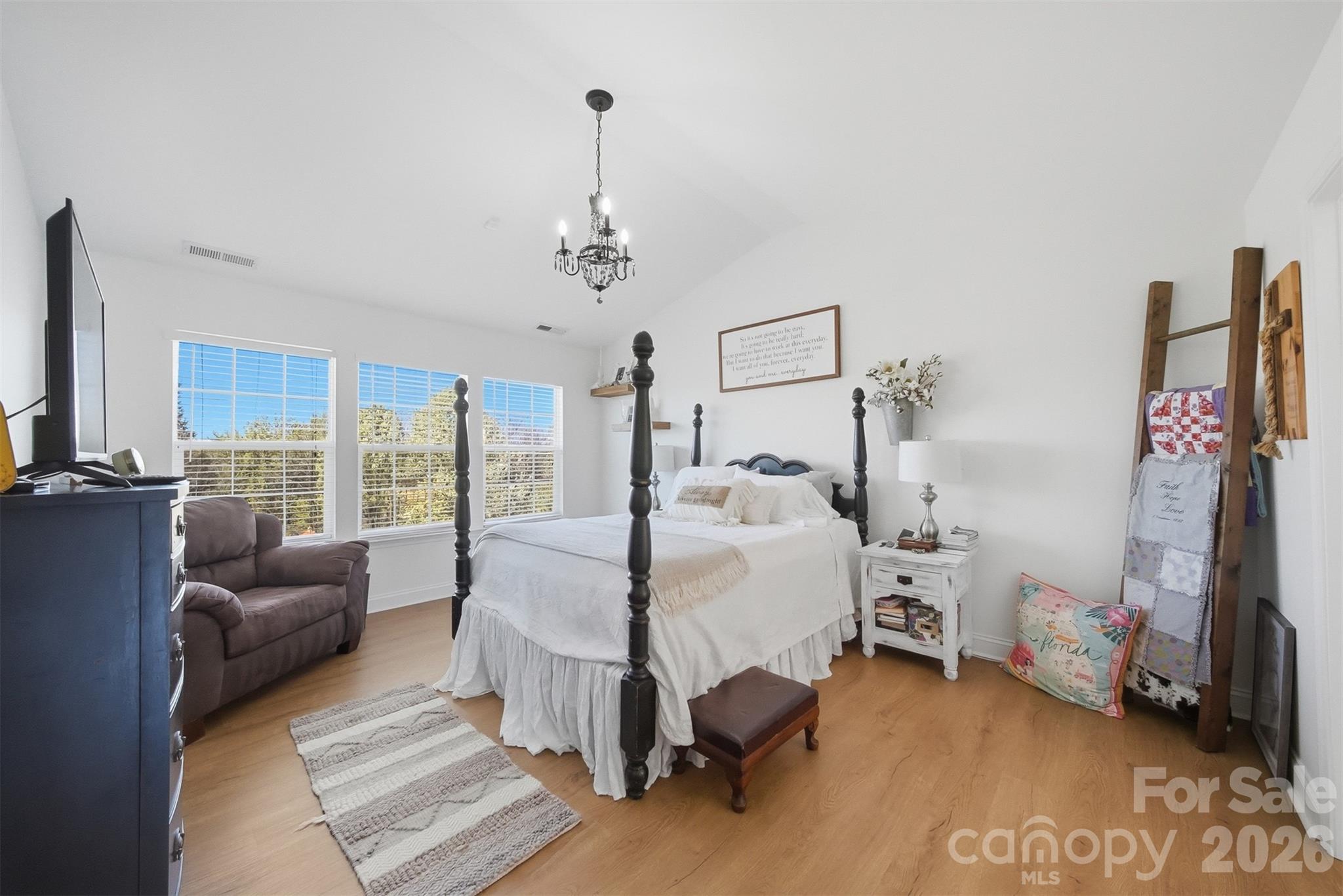 5050 Orchard Park Drive