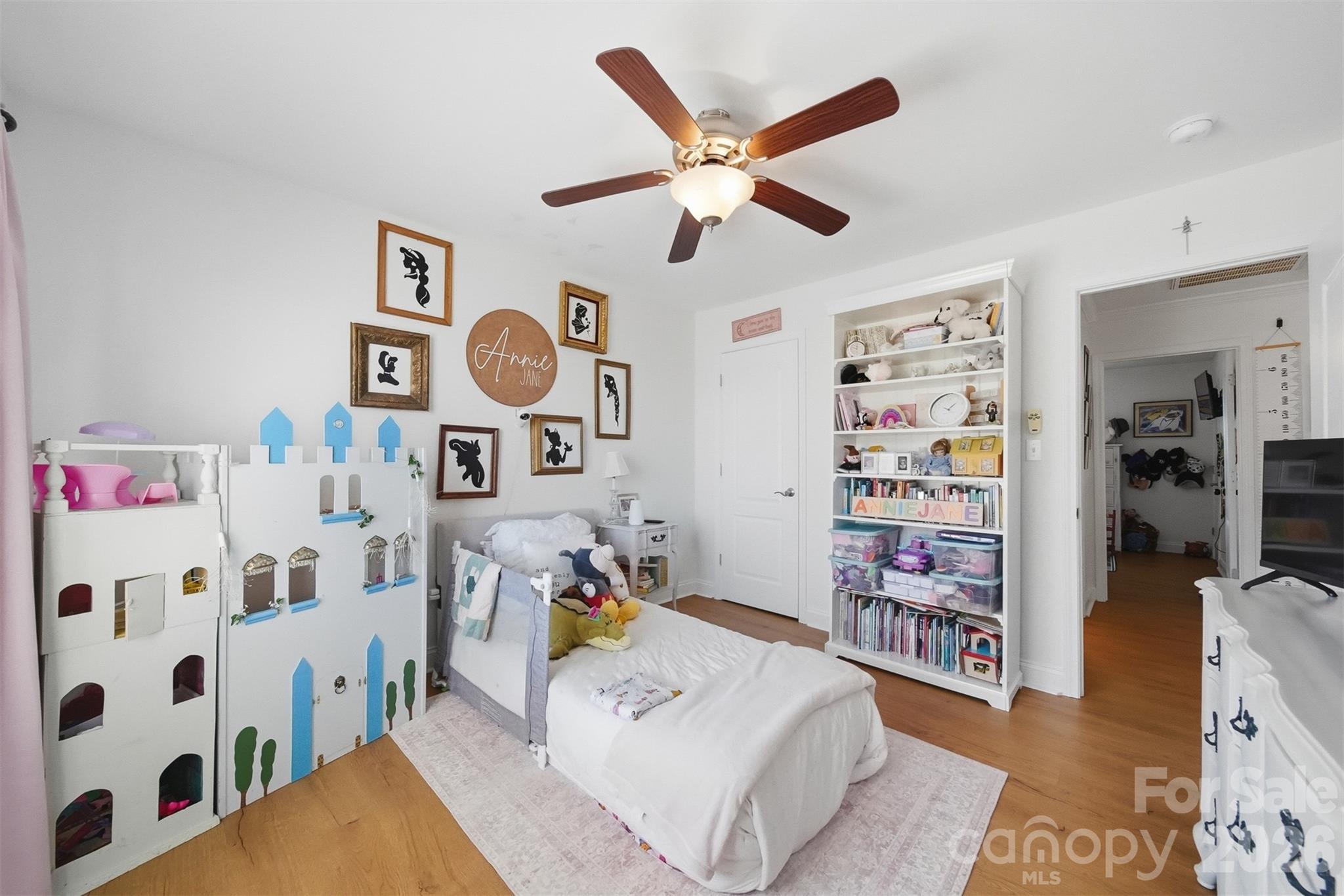 5050 Orchard Park Drive