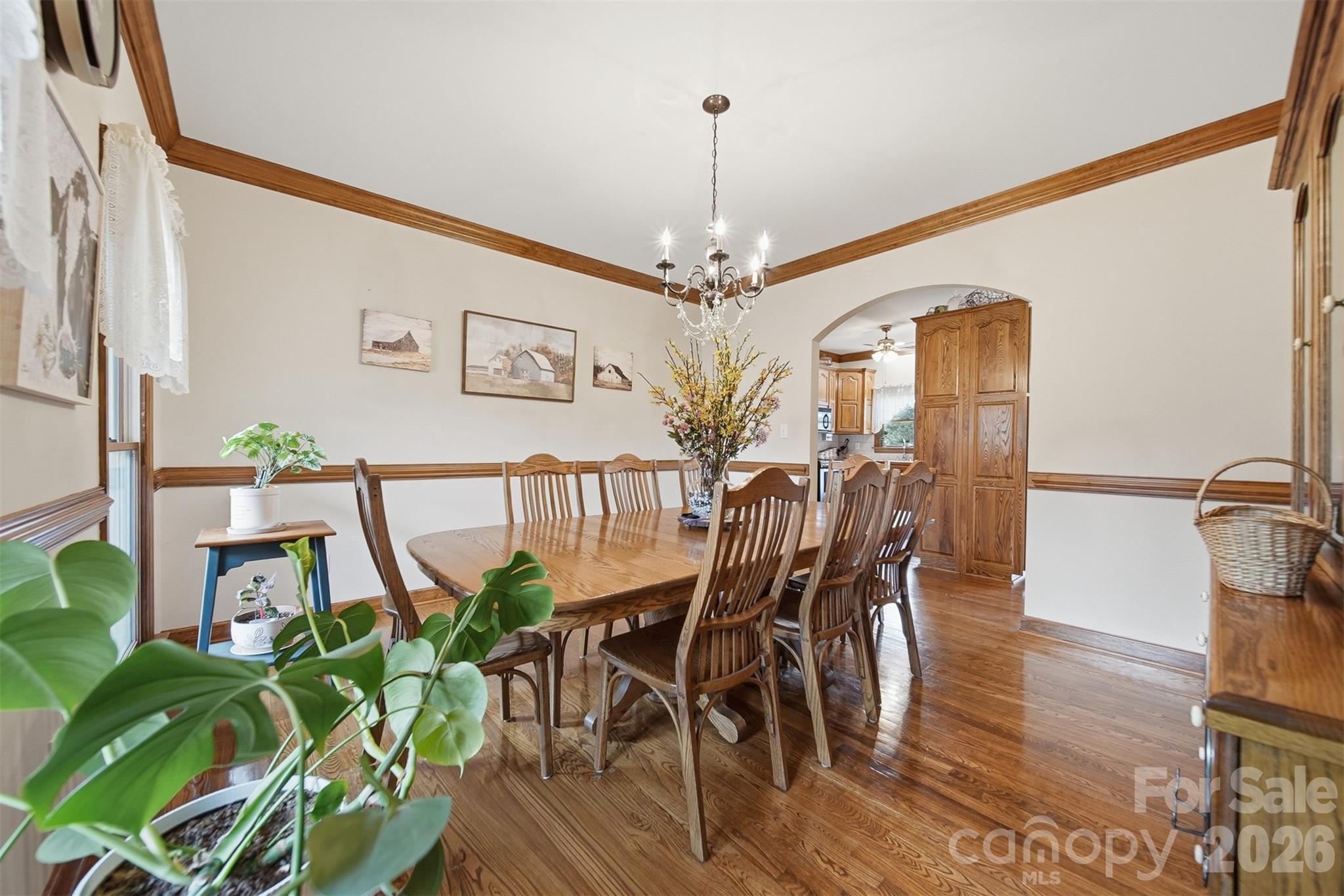 3330 Shamrock Heights