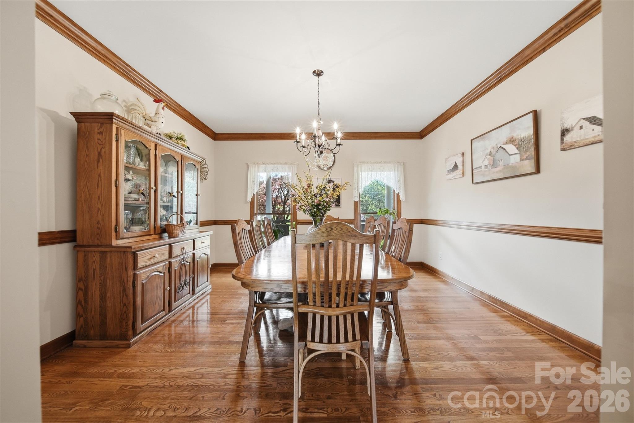 3330 Shamrock Heights