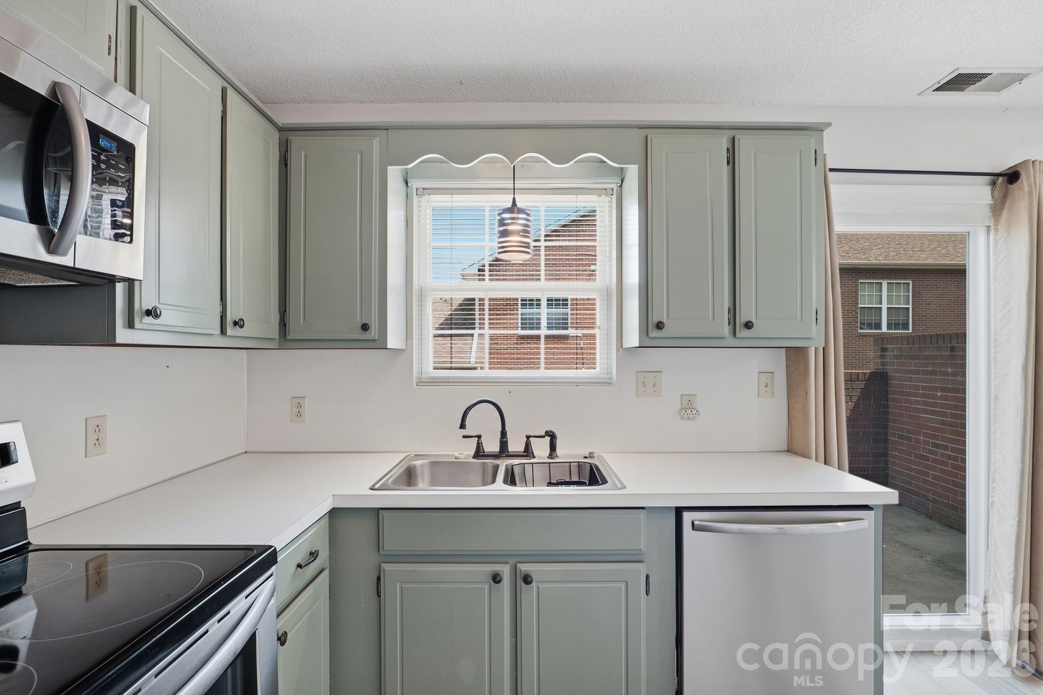 102 Brandywine Drive NE Unit: U2