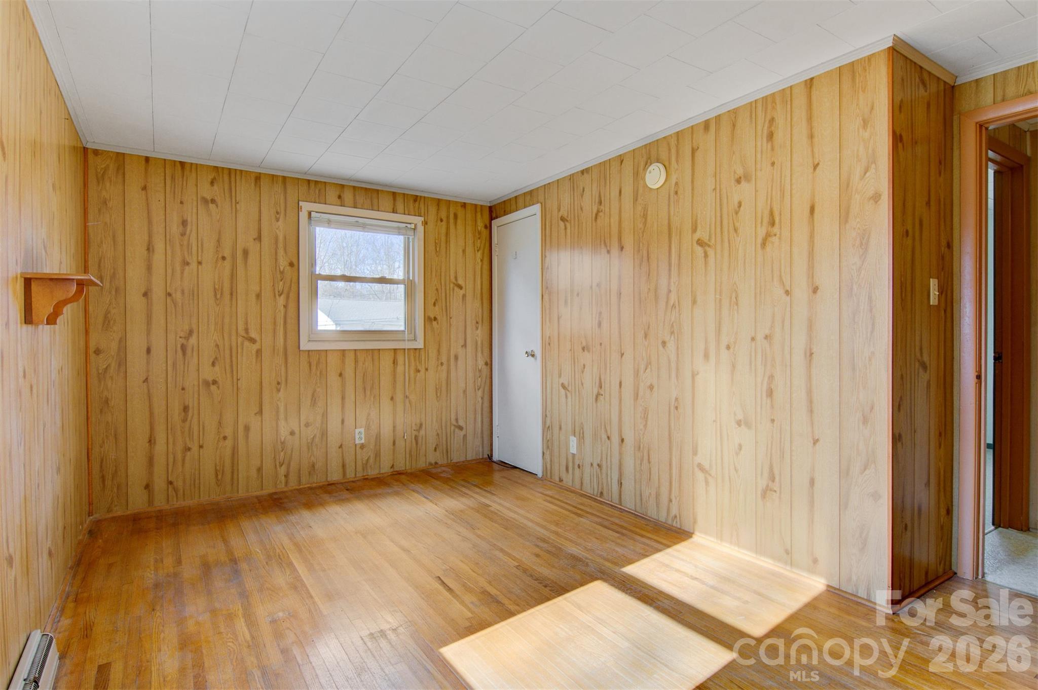 24 W Berkley Street