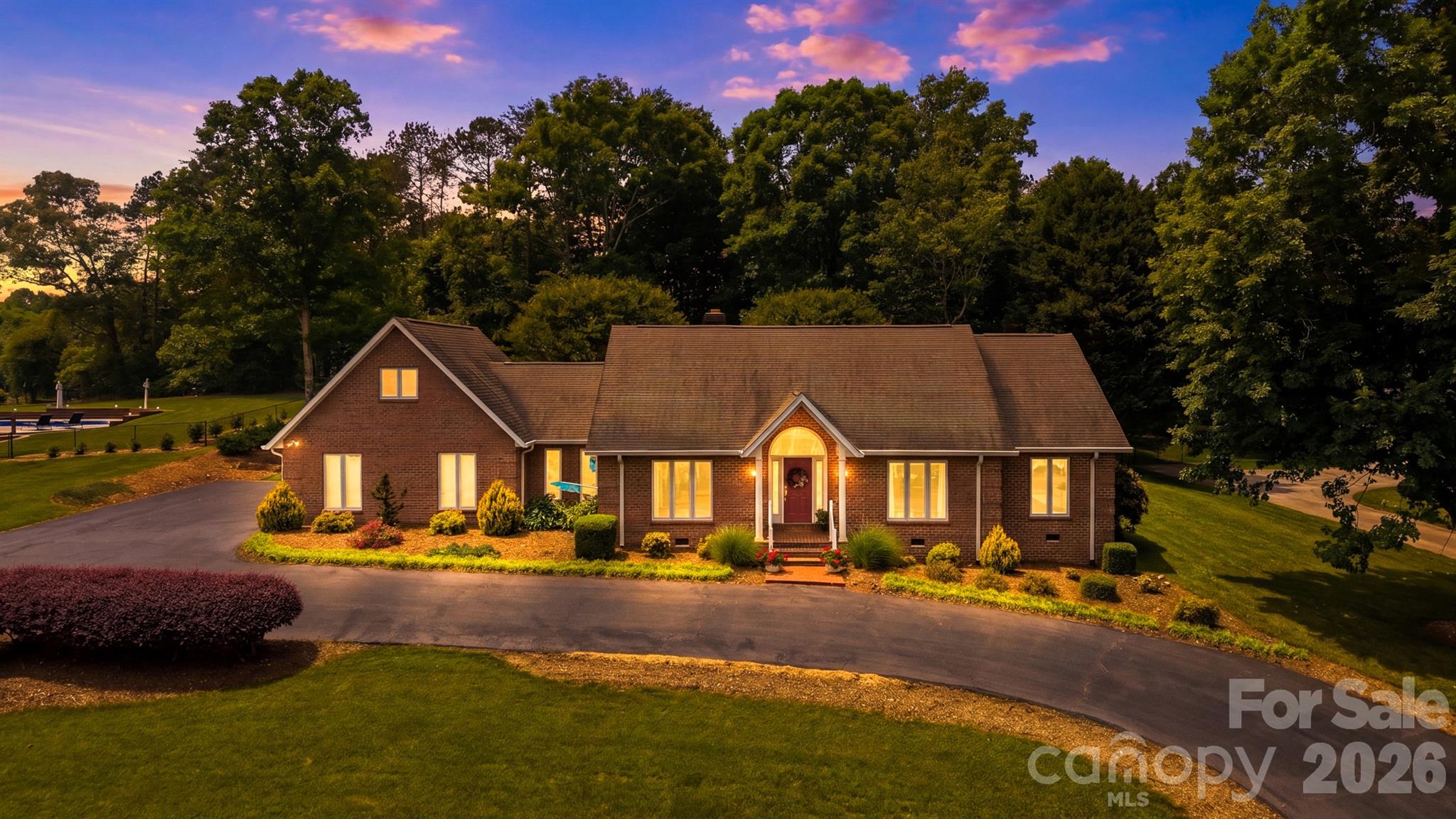 3650 Foxboro Lane NE