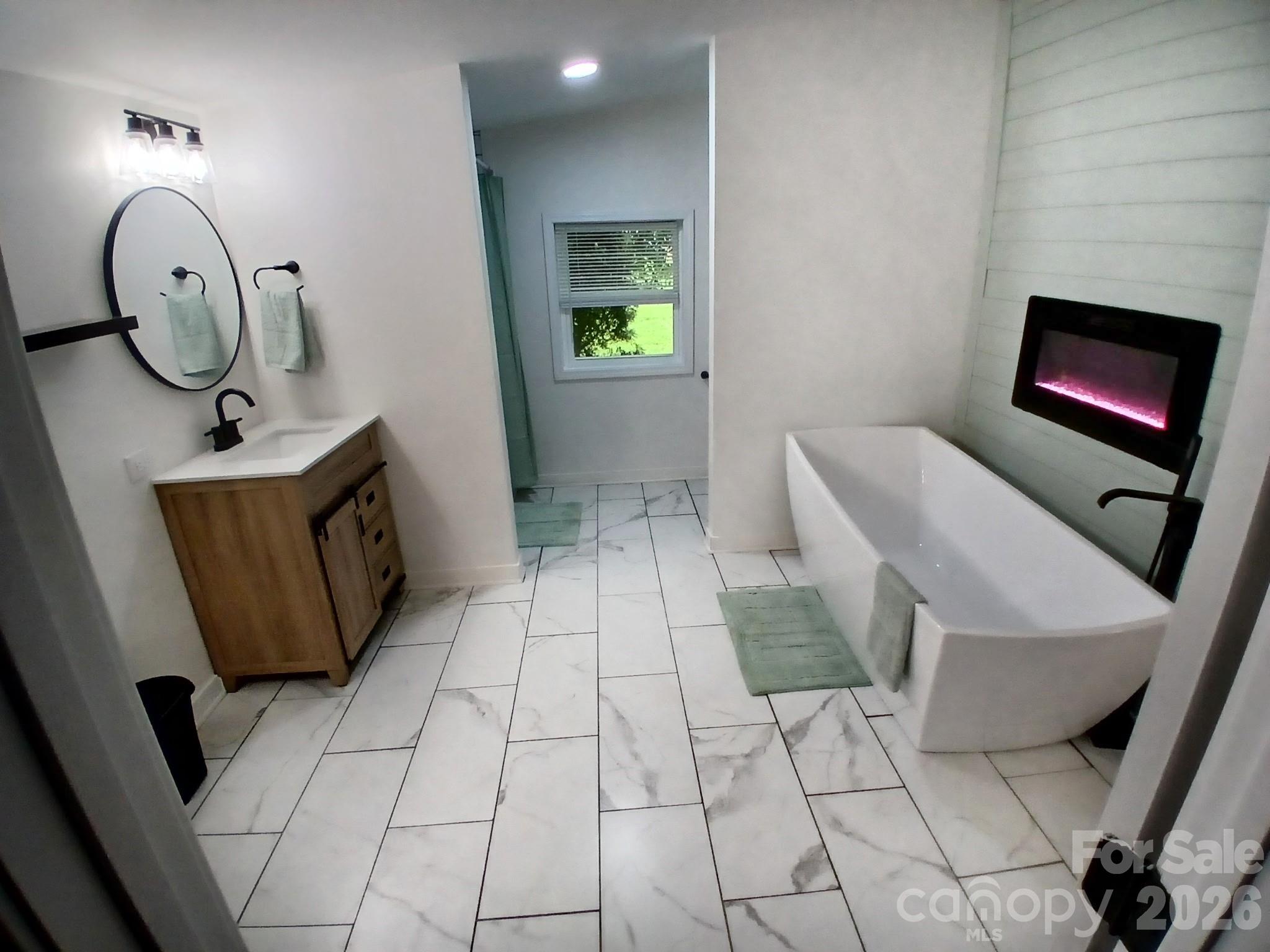 2295 Amy Court