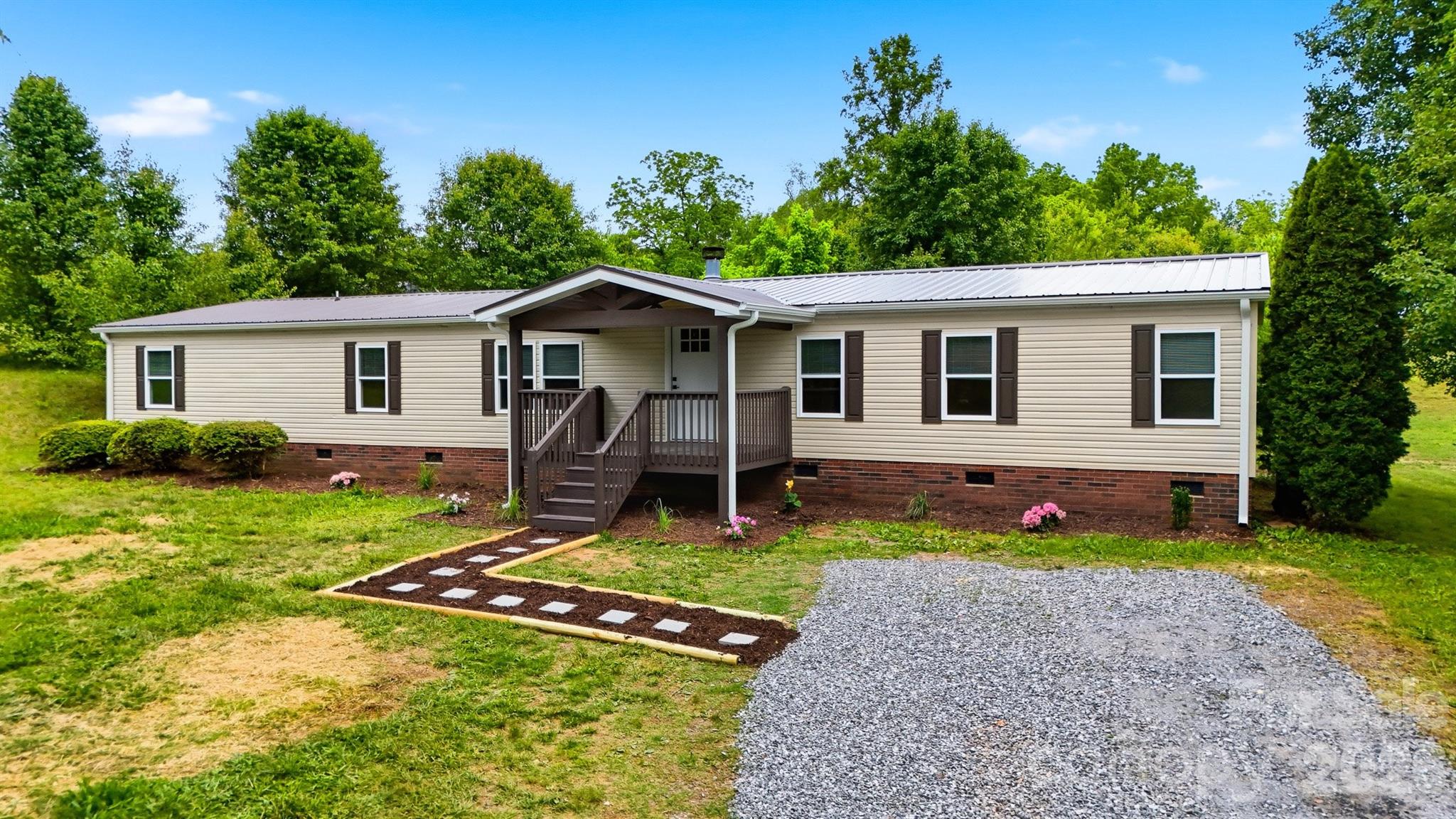 2295 Amy Court