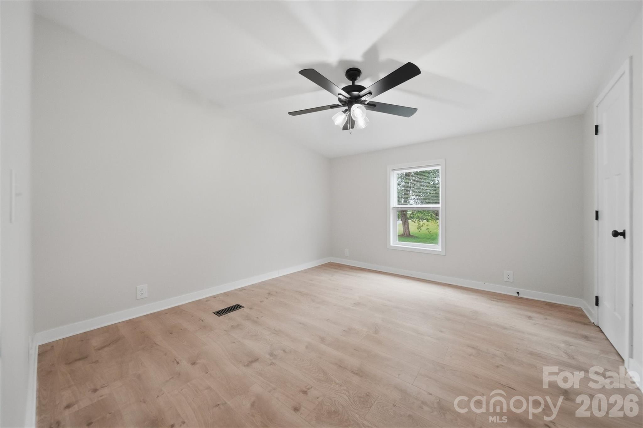 2295 Amy Court