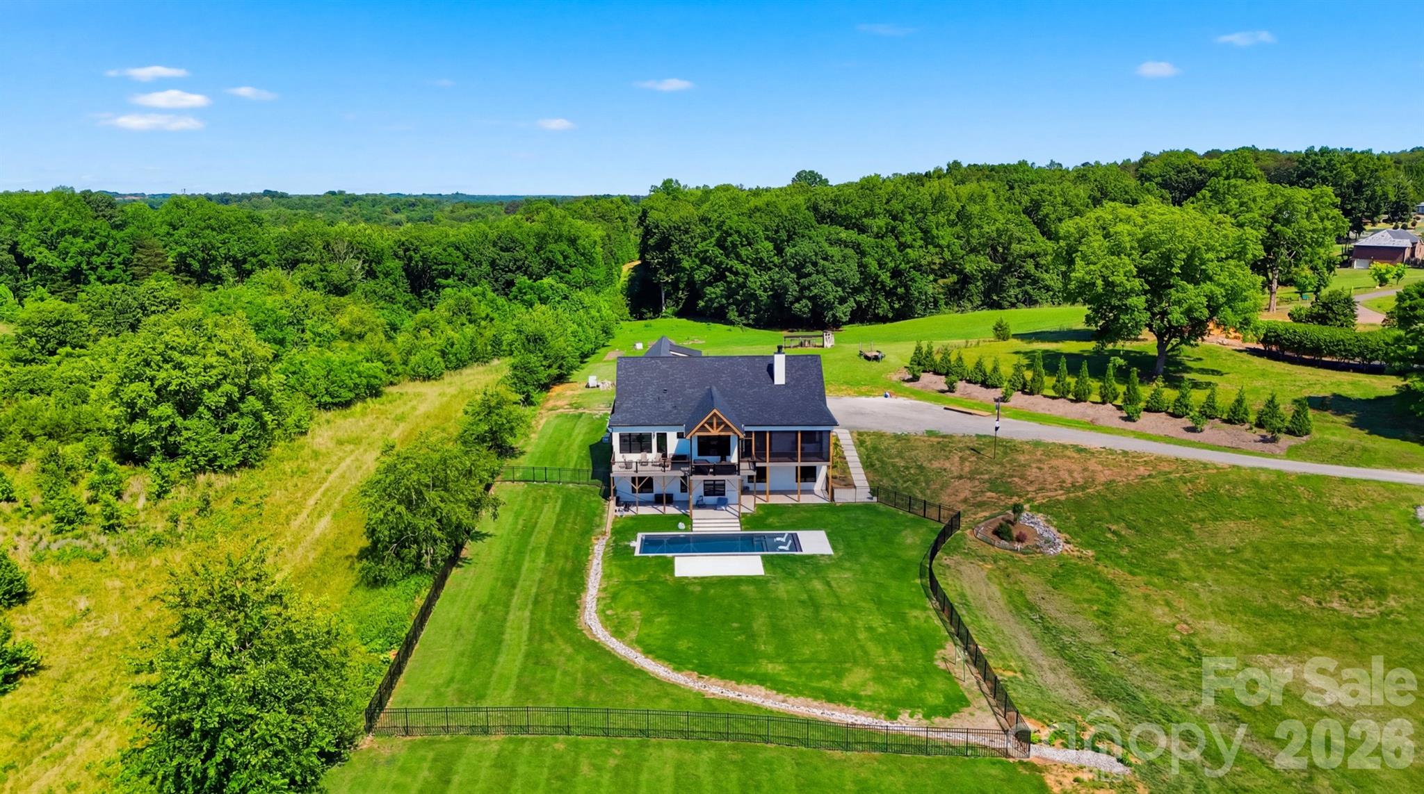 2322 Moss Farm Road