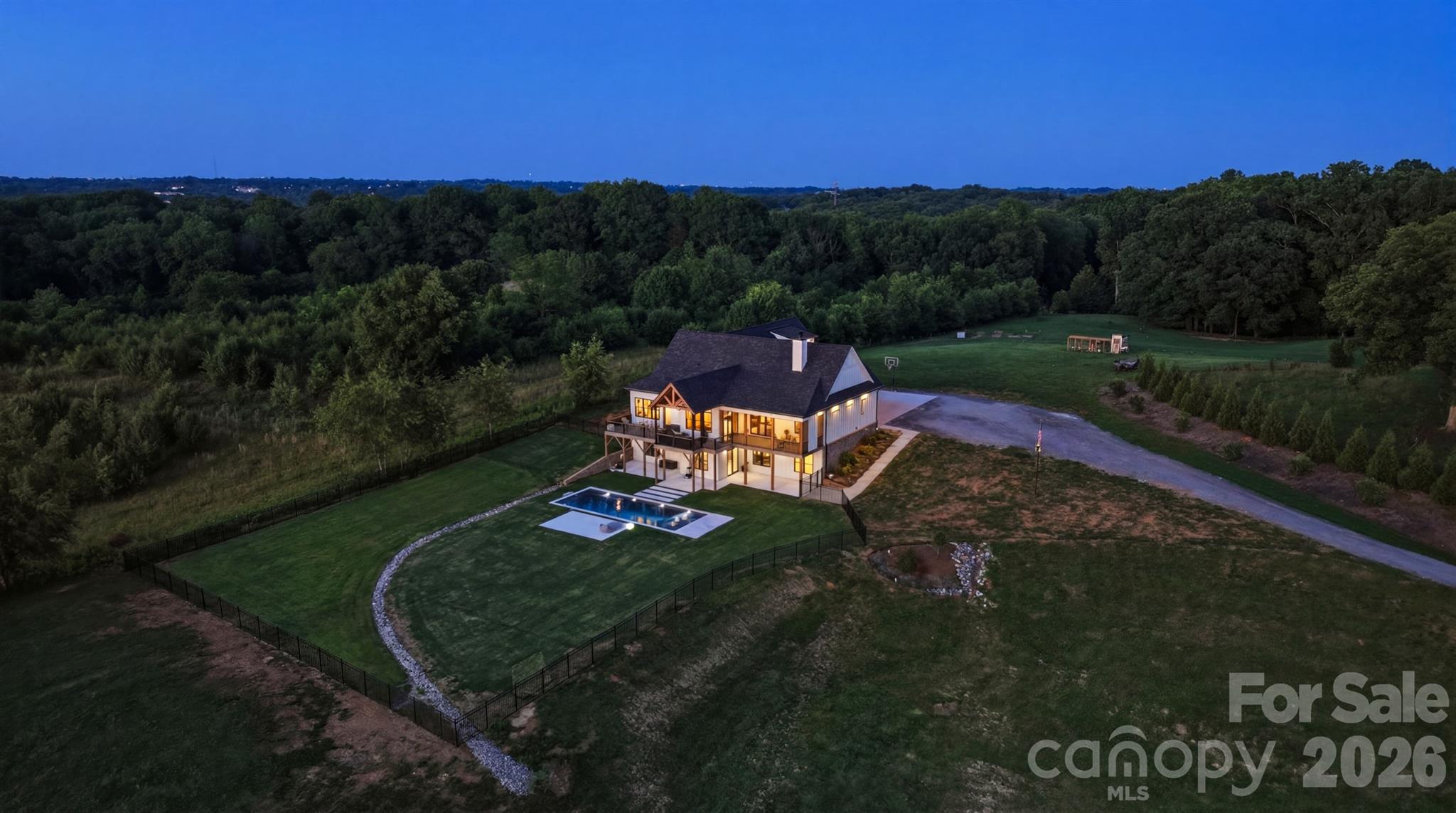 2322 Moss Farm Road