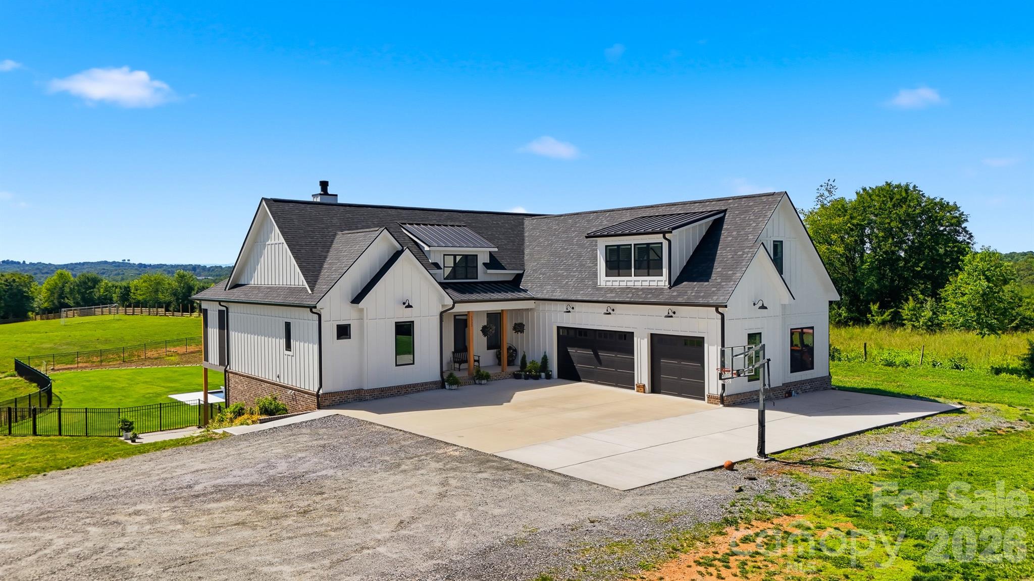 2322 Moss Farm Road