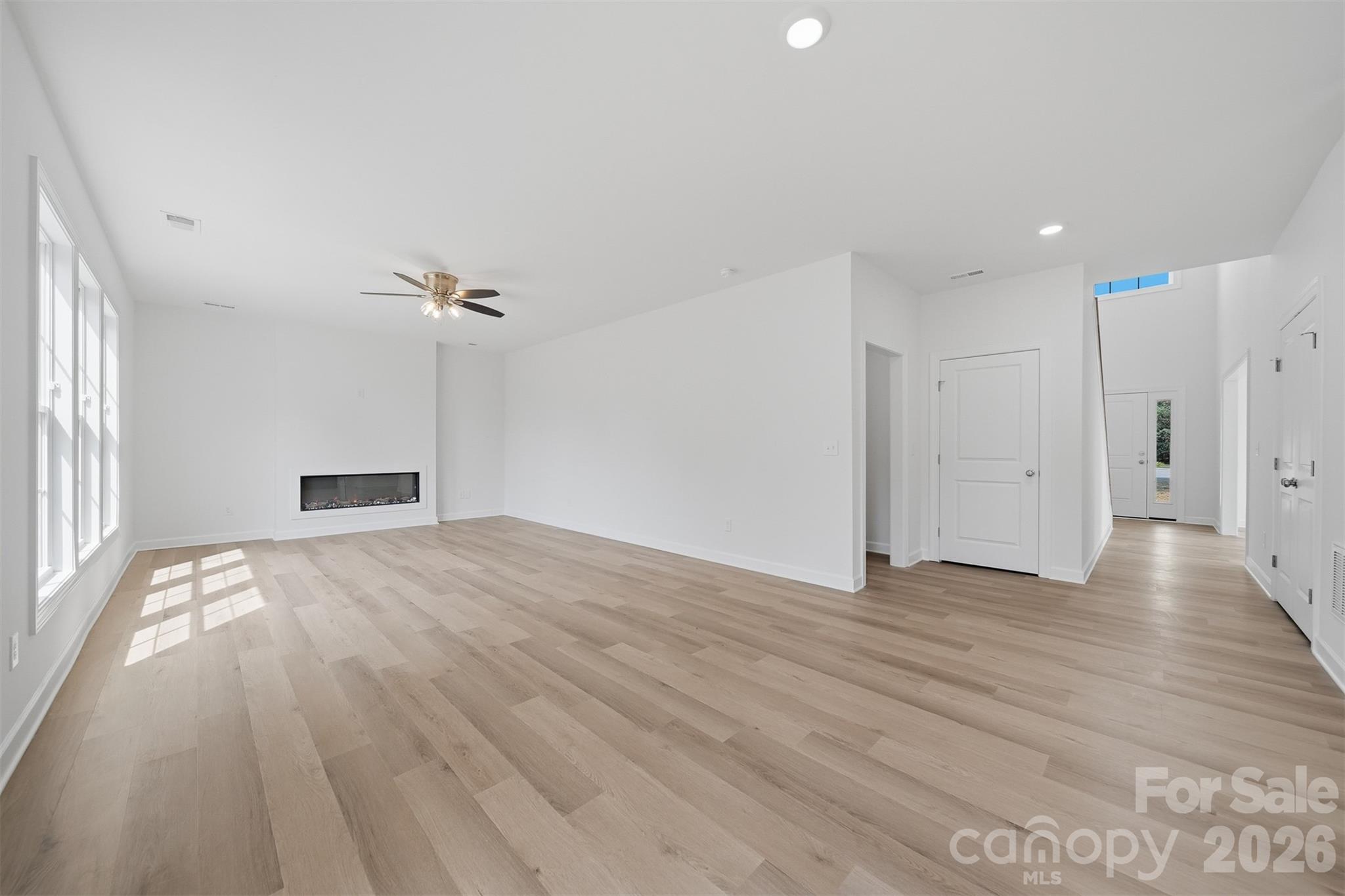 1147 10th Street Lane NW