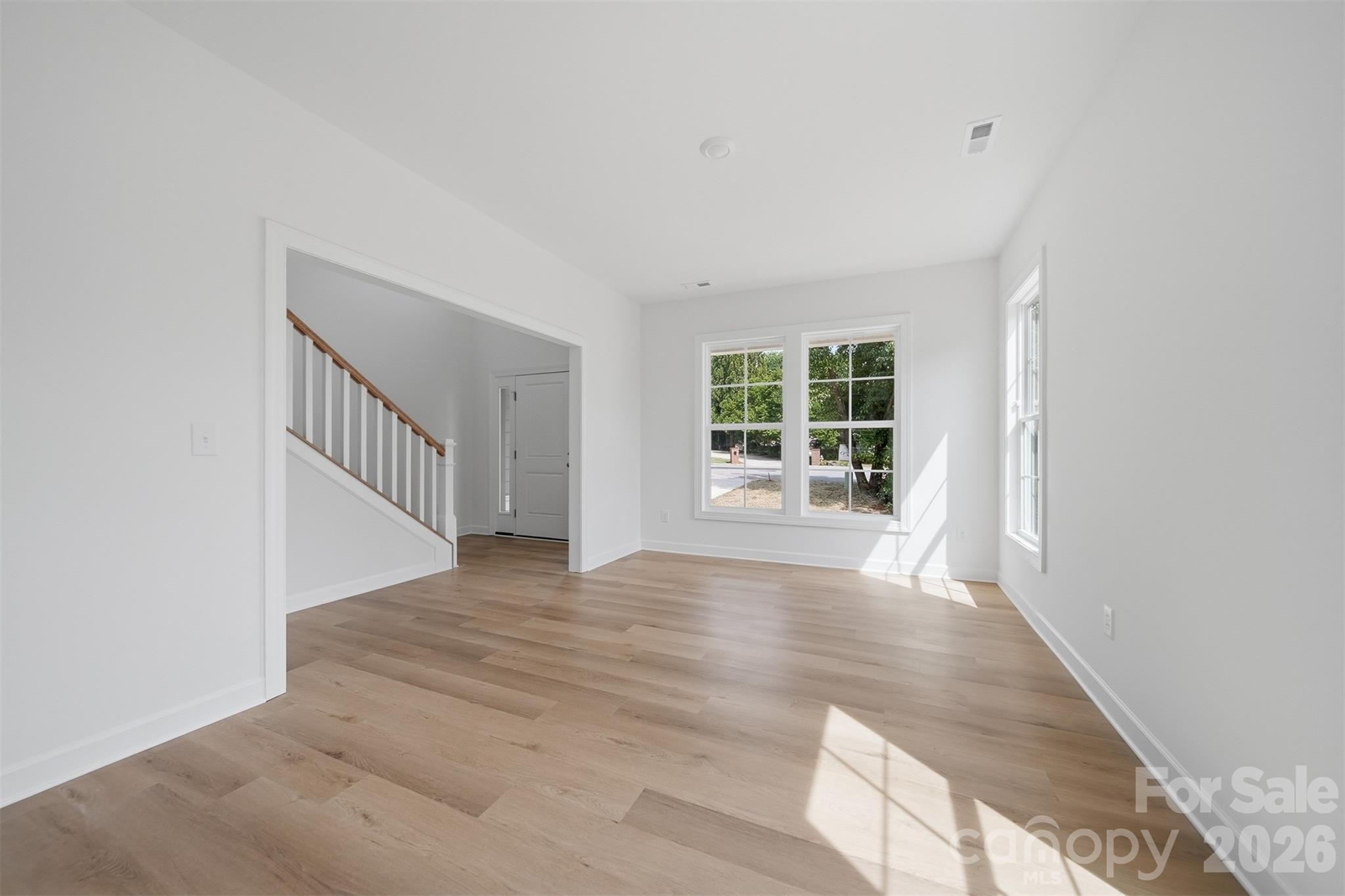 1147 10th Street Lane NW