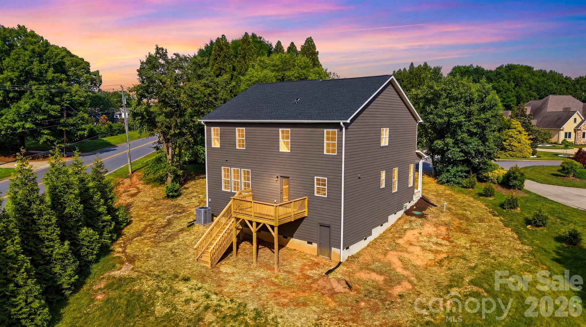 1147 10th Street Lane NW