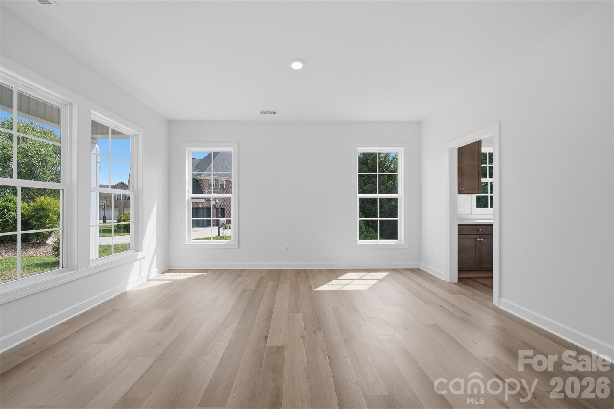 1147 10th Street Lane NW