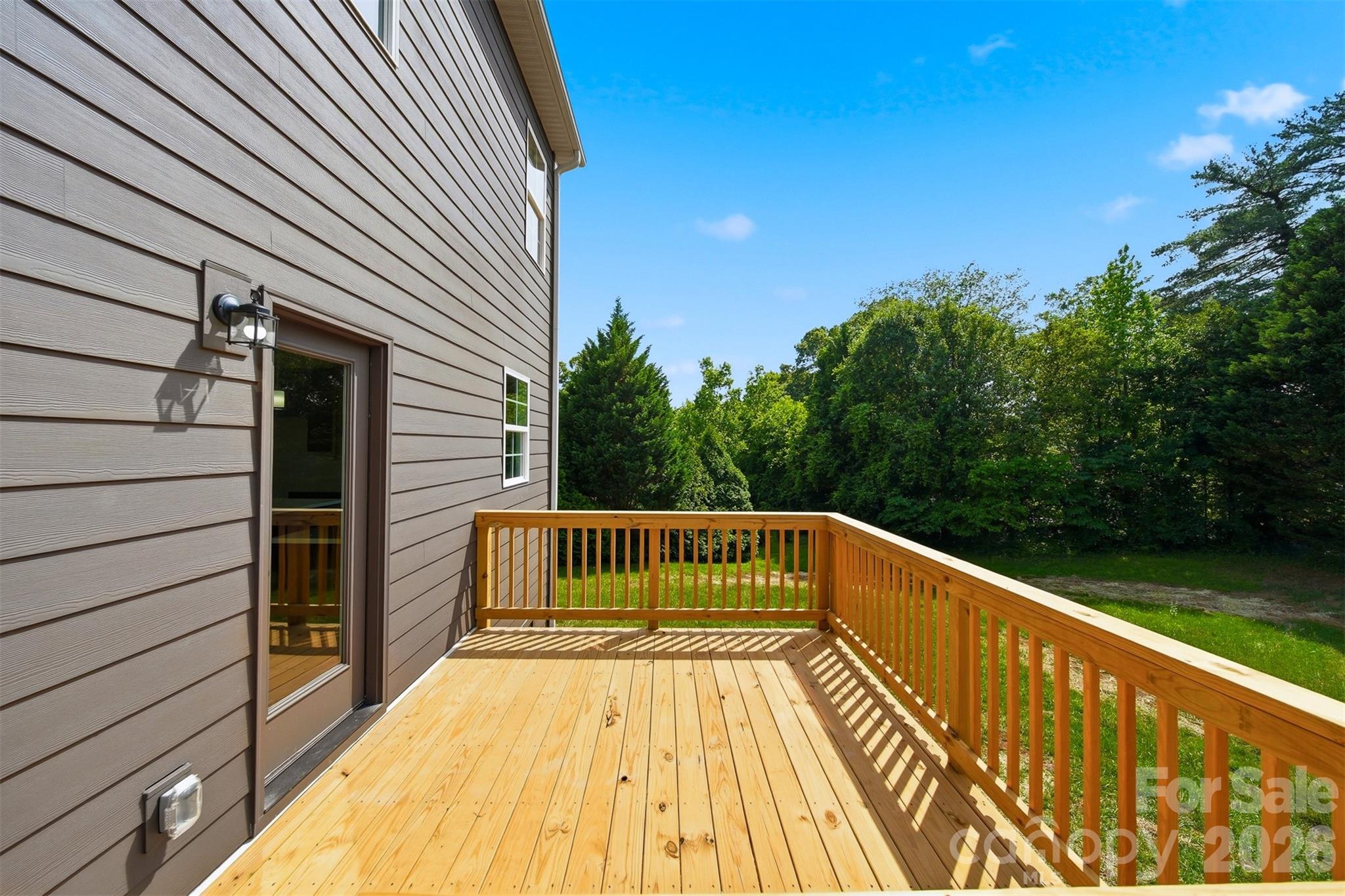 1147 10th Street Lane NW