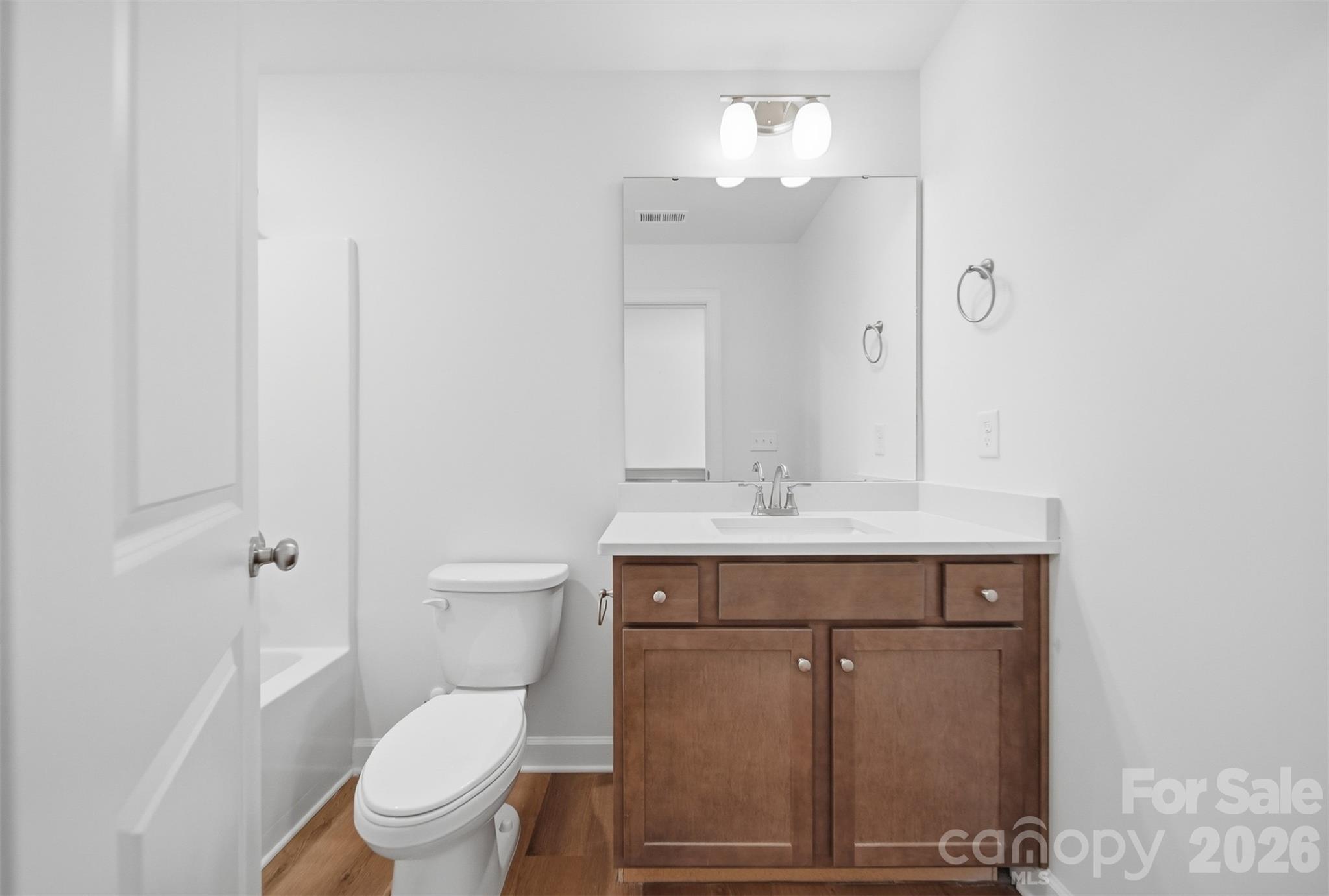 1147 10th Street Lane NW