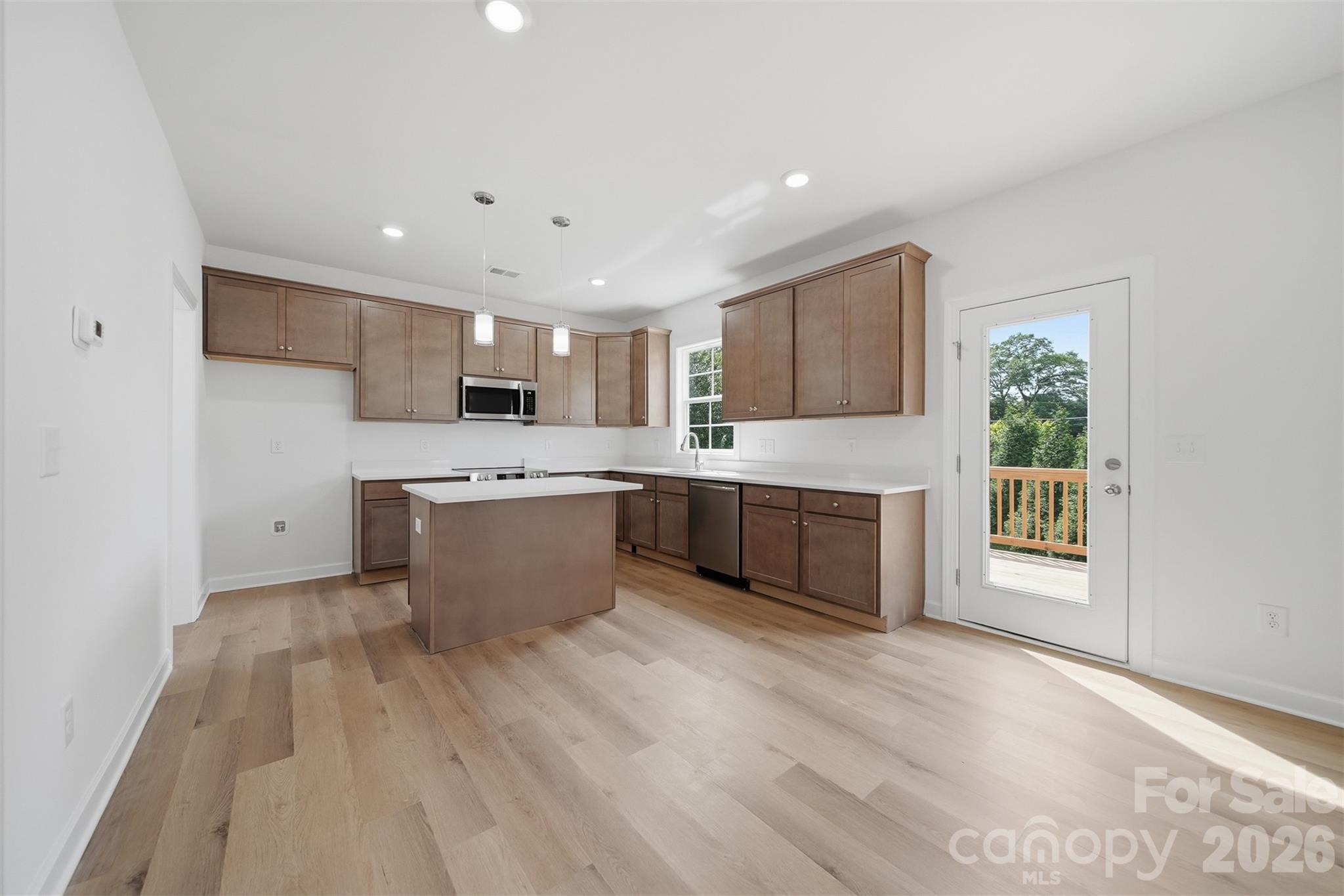 1147 10th Street Lane NW