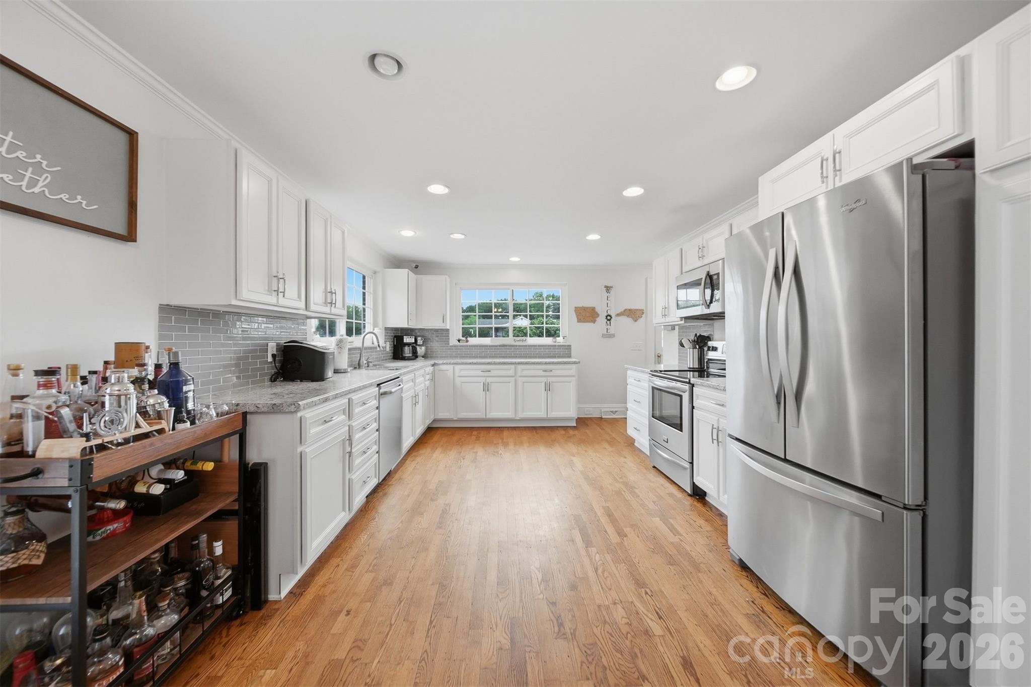 3526 16th Street NE