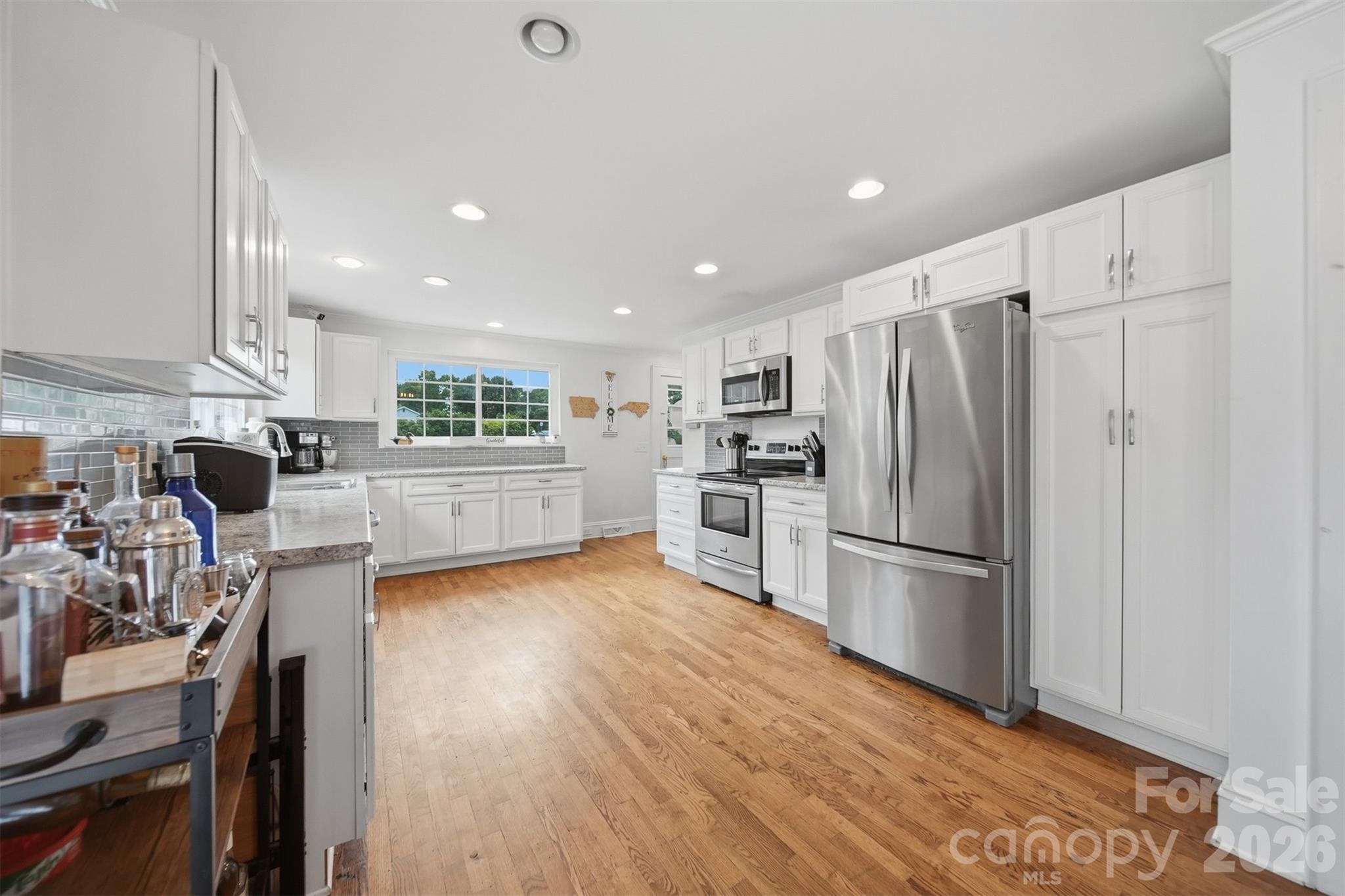 3526 16th Street NE