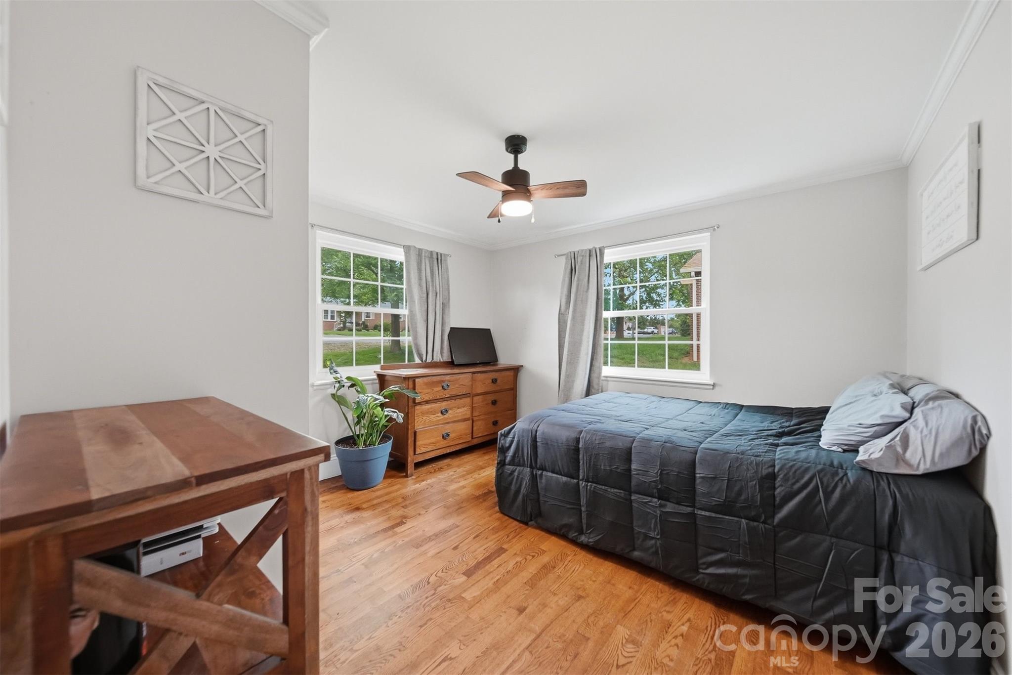 3526 16th Street NE