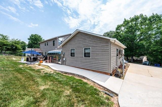 5976 Gold Creek Estate Drive
