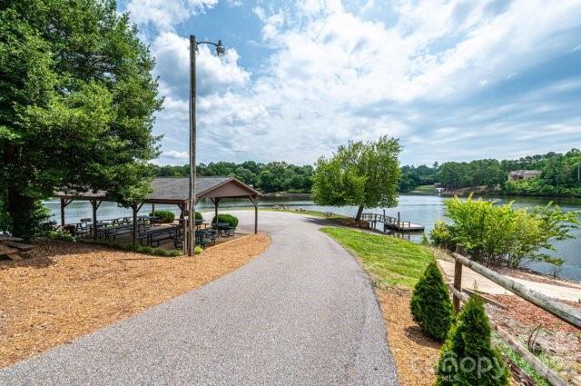 5976 Gold Creek Estate Drive