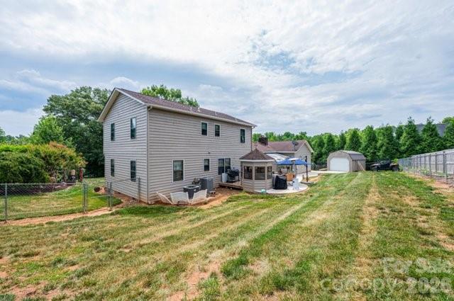 5976 Gold Creek Estate Drive