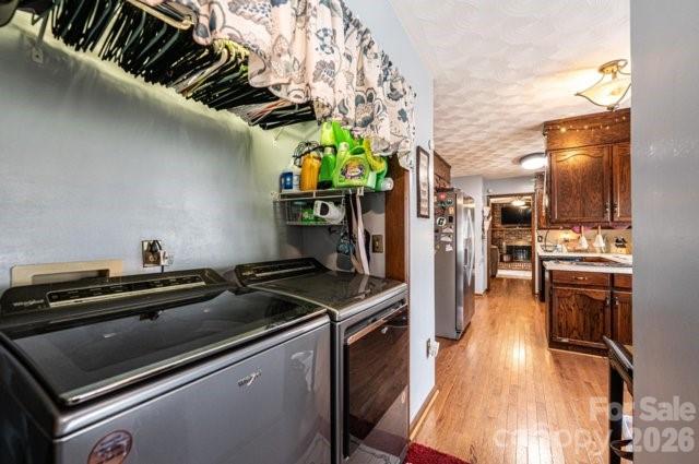 5976 Gold Creek Estate Drive