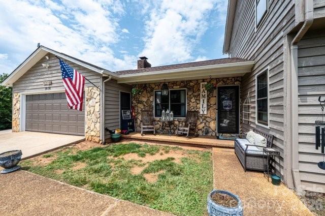 5976 Gold Creek Estate Drive