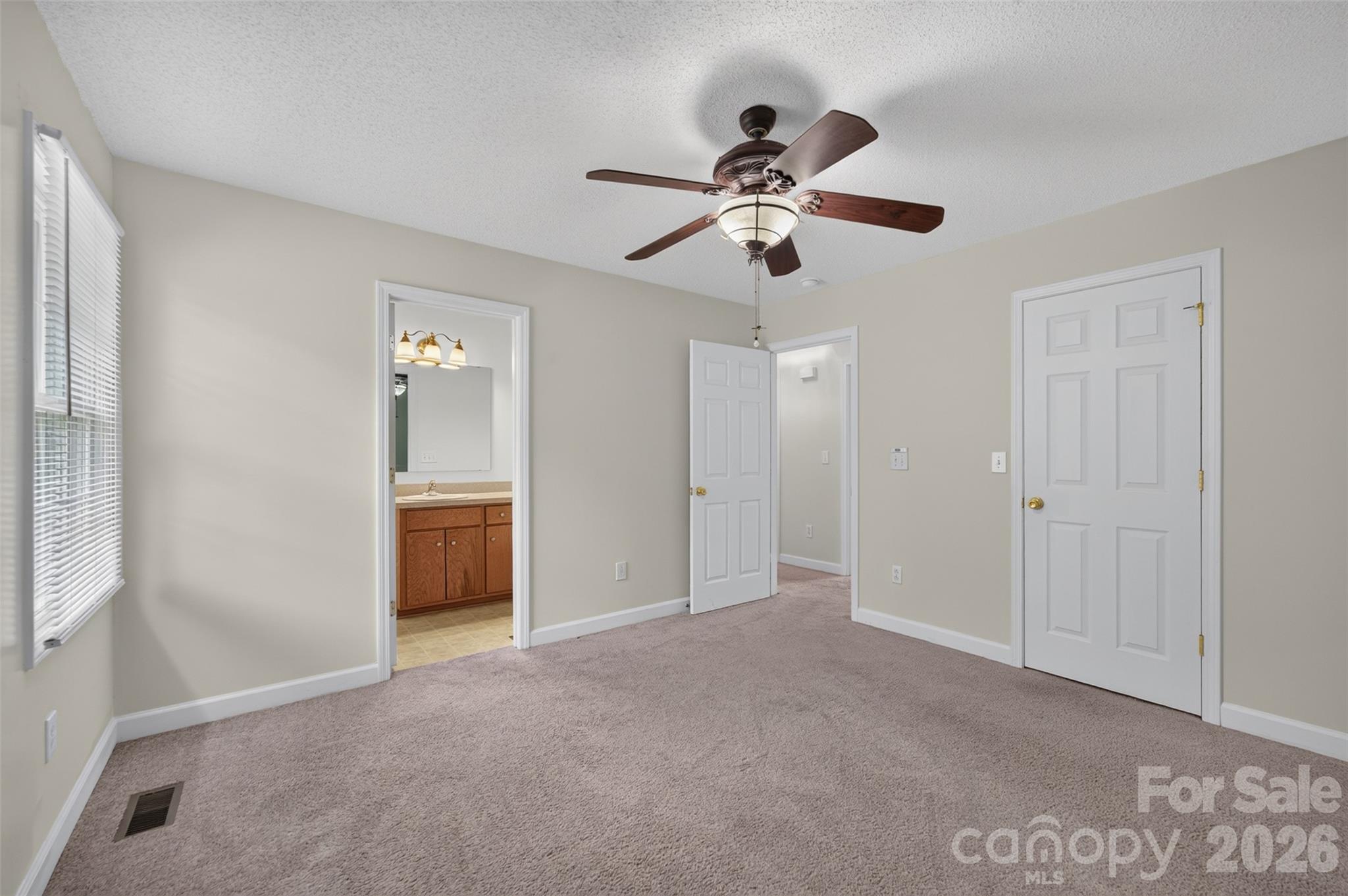 1535 & 1537 23rd Street NE