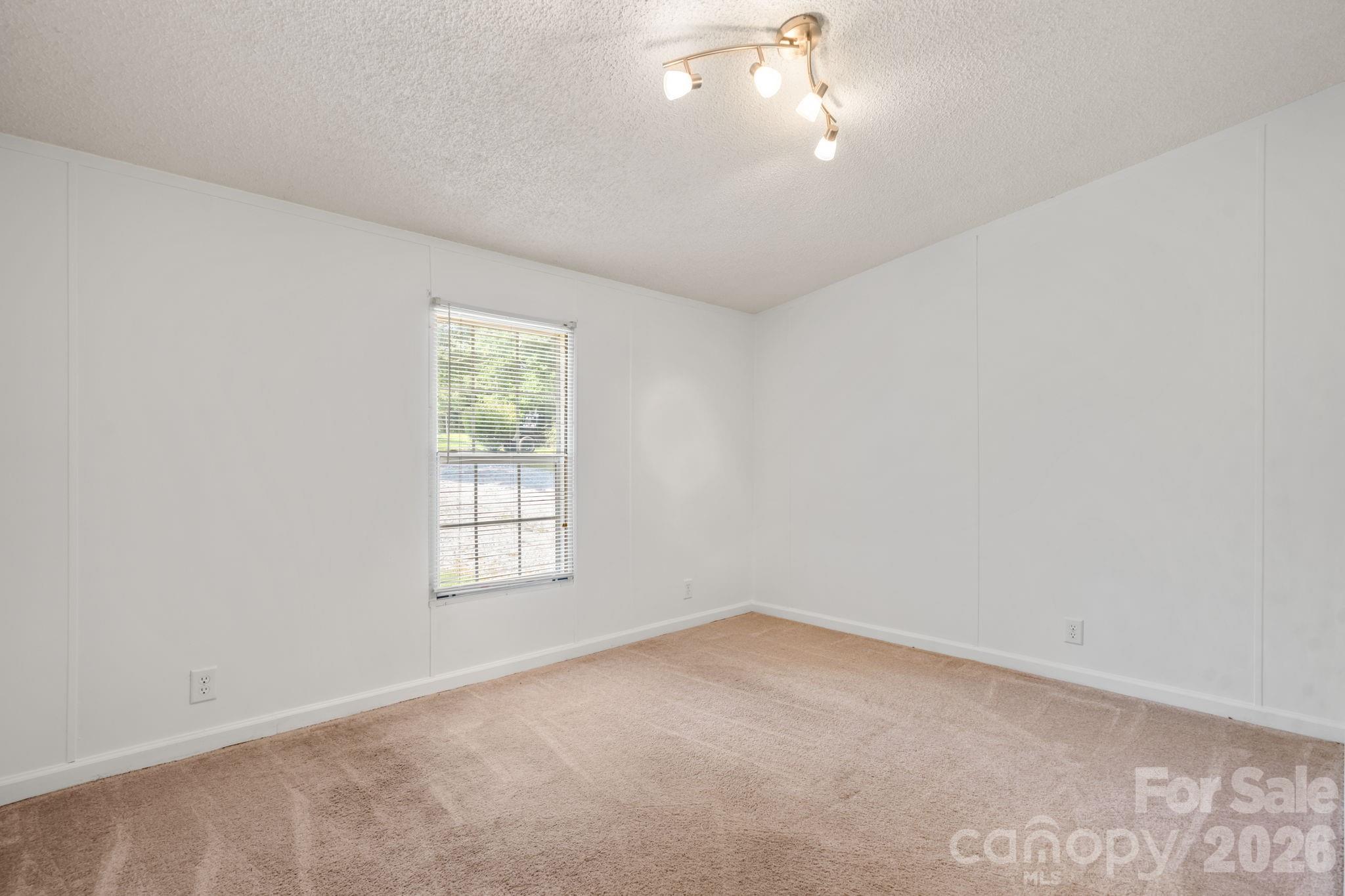 2786 Ridgecreek Drive