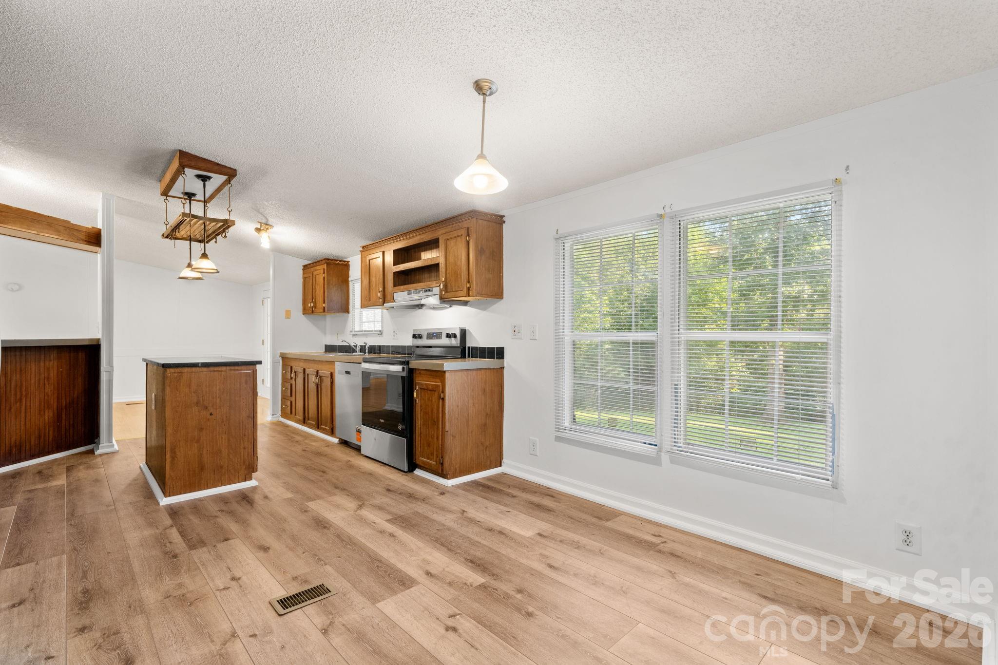 2786 Ridgecreek Drive