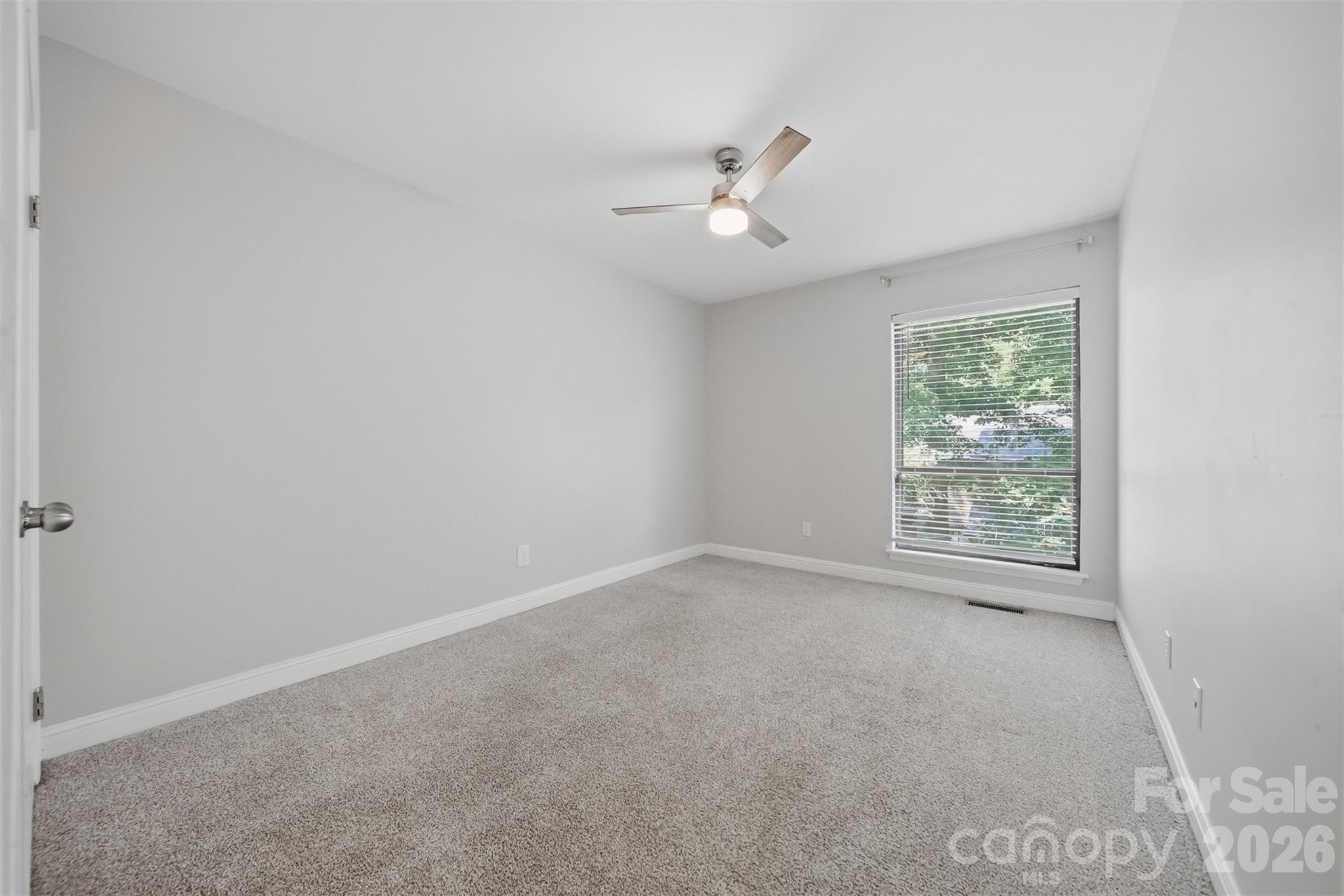 4340 N Center Street Unit: 203