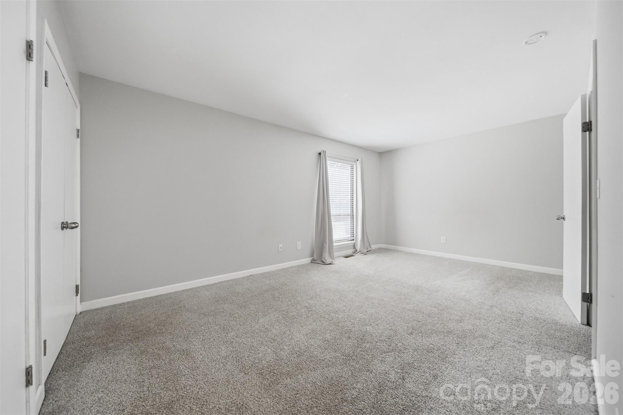 4340 N Center Street Unit: 203