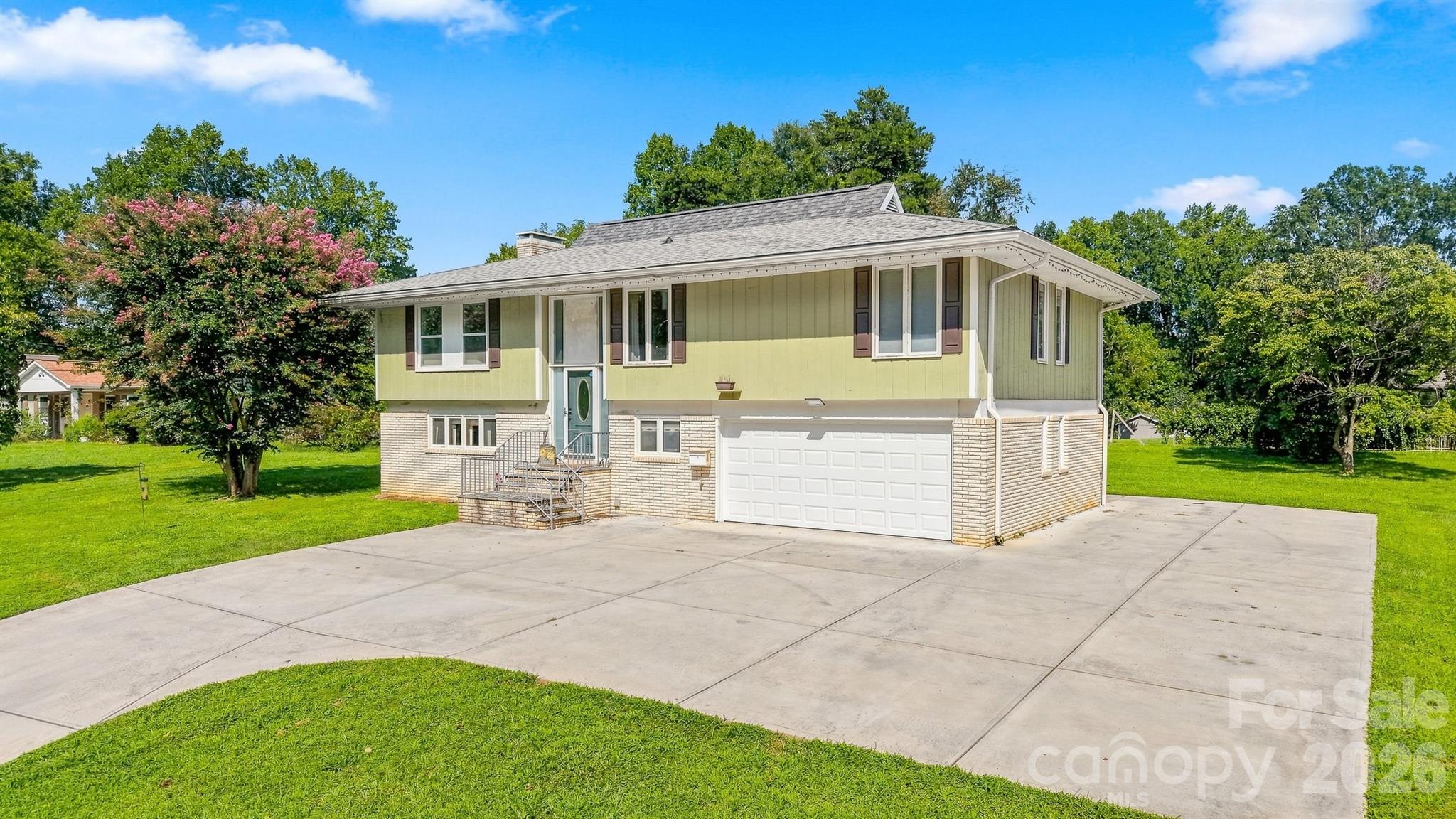 706 Springdale Road