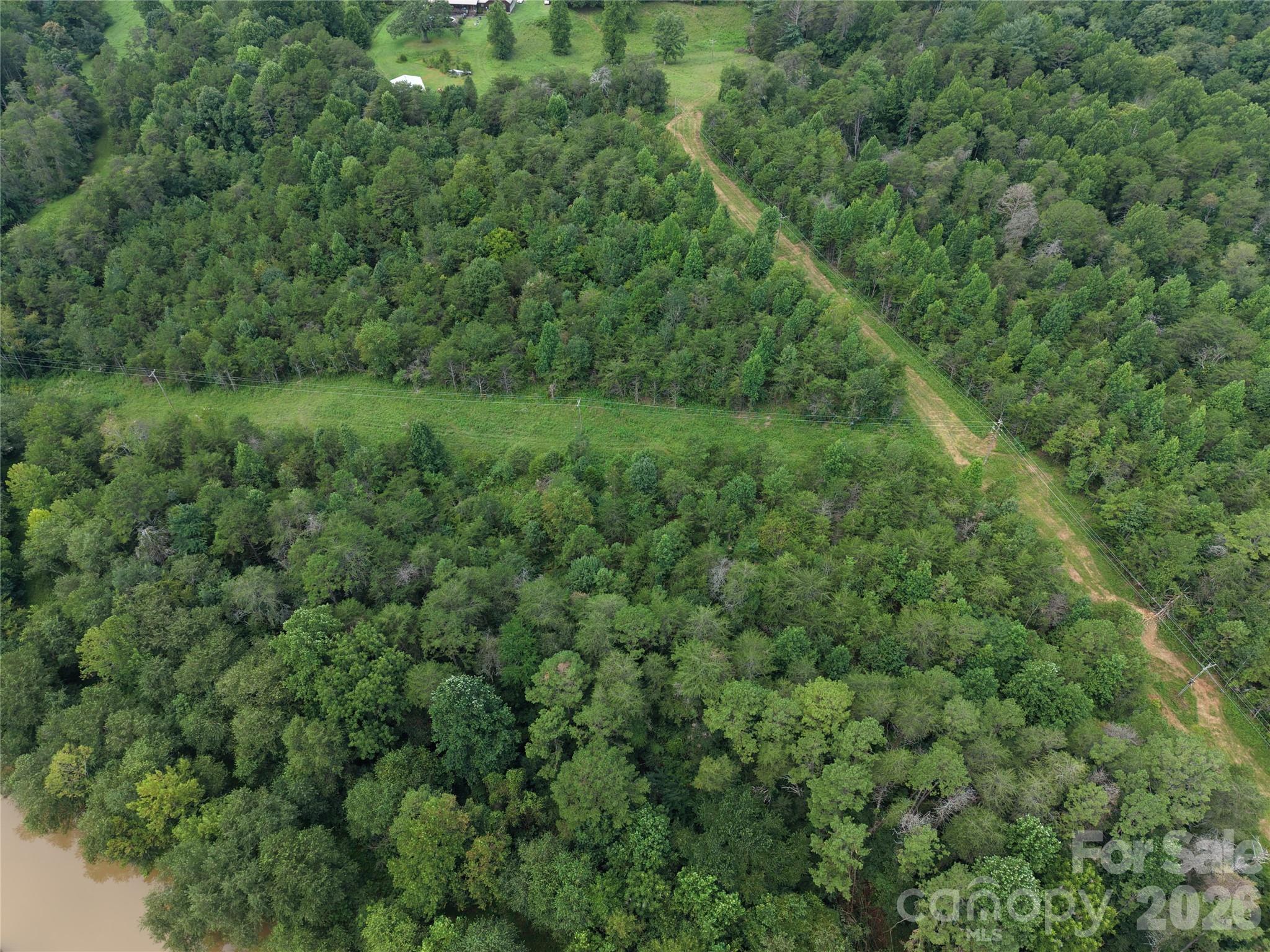 711 Pine cove Road