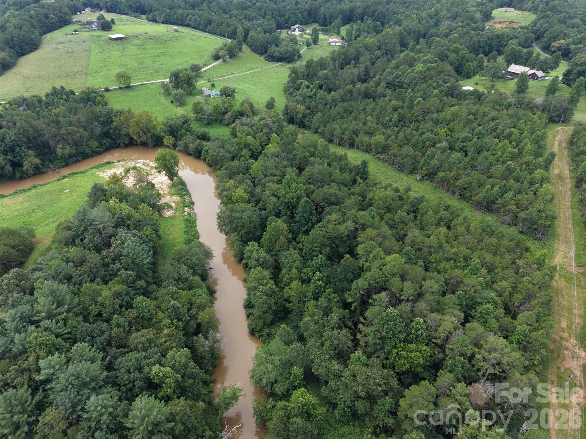 711 Pine cove Road
