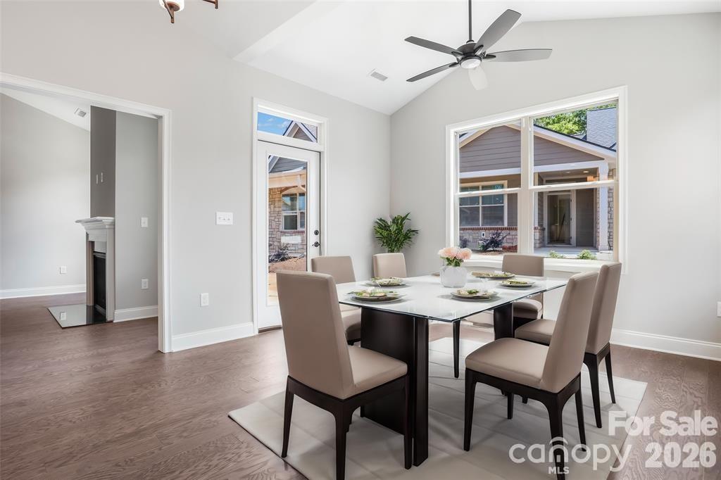 827D Wynnshire Drive Unit: 62